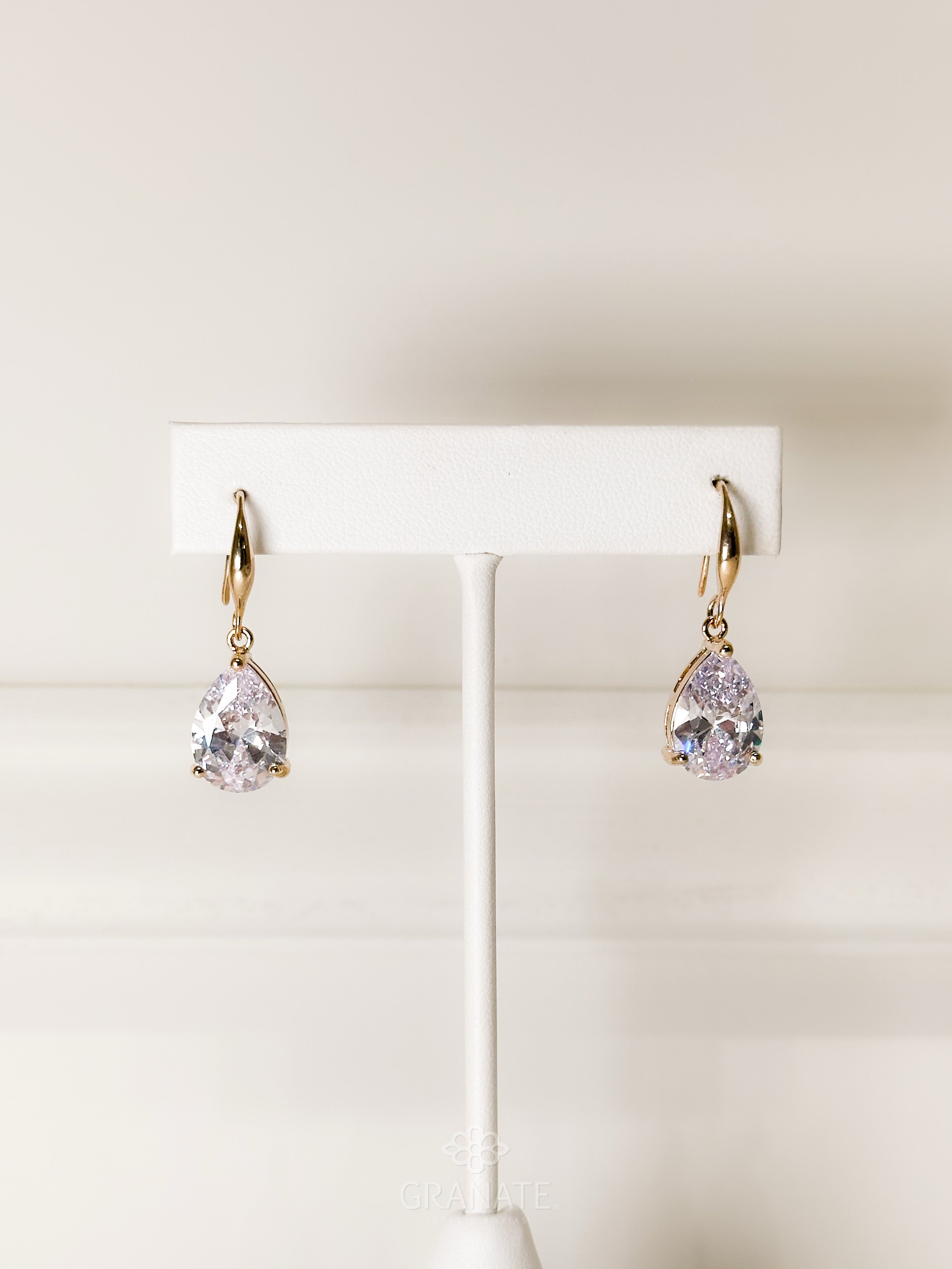 Aretes Gota Zirconia - Dorado