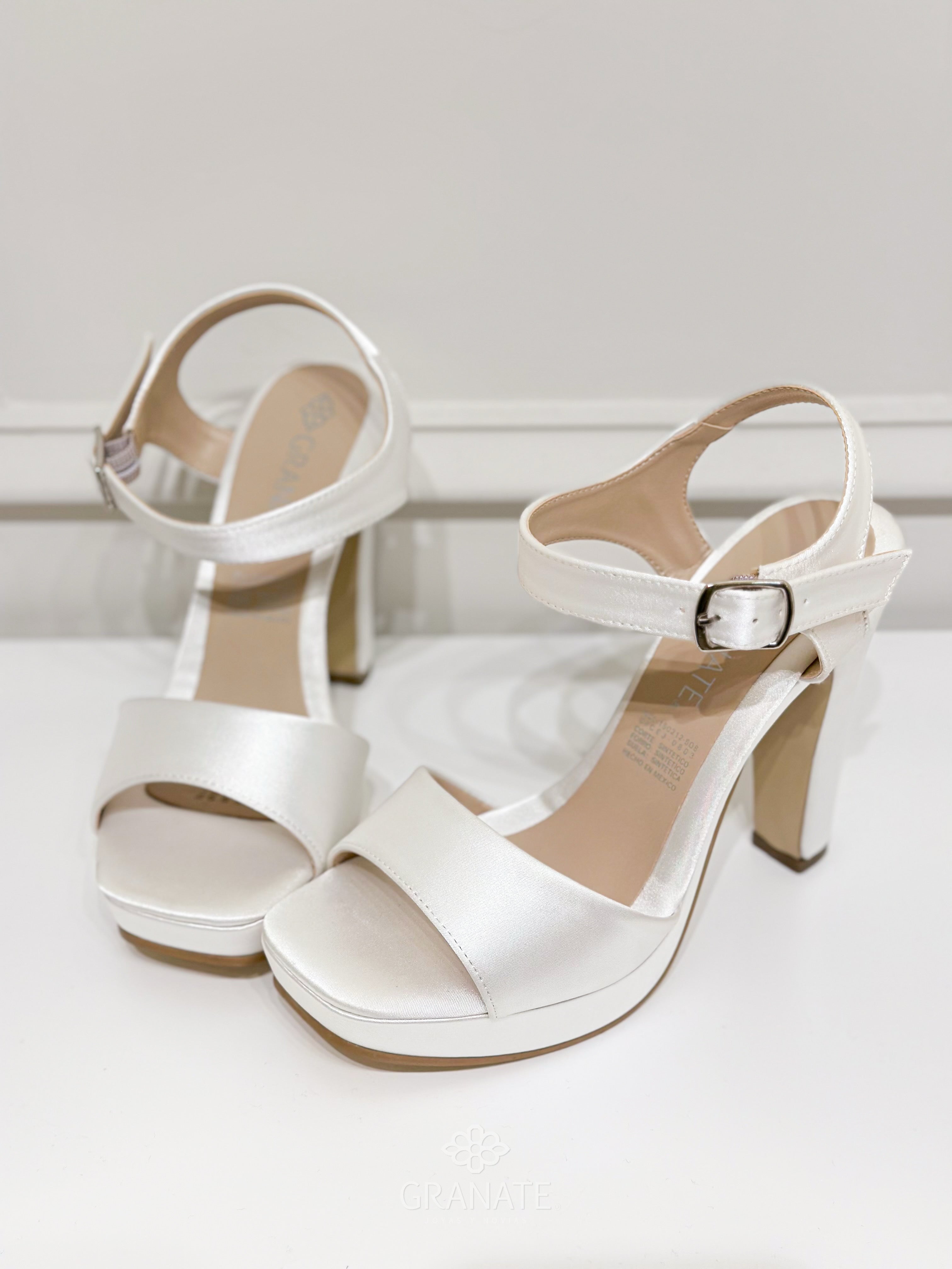 Sandalias Claudine Perla