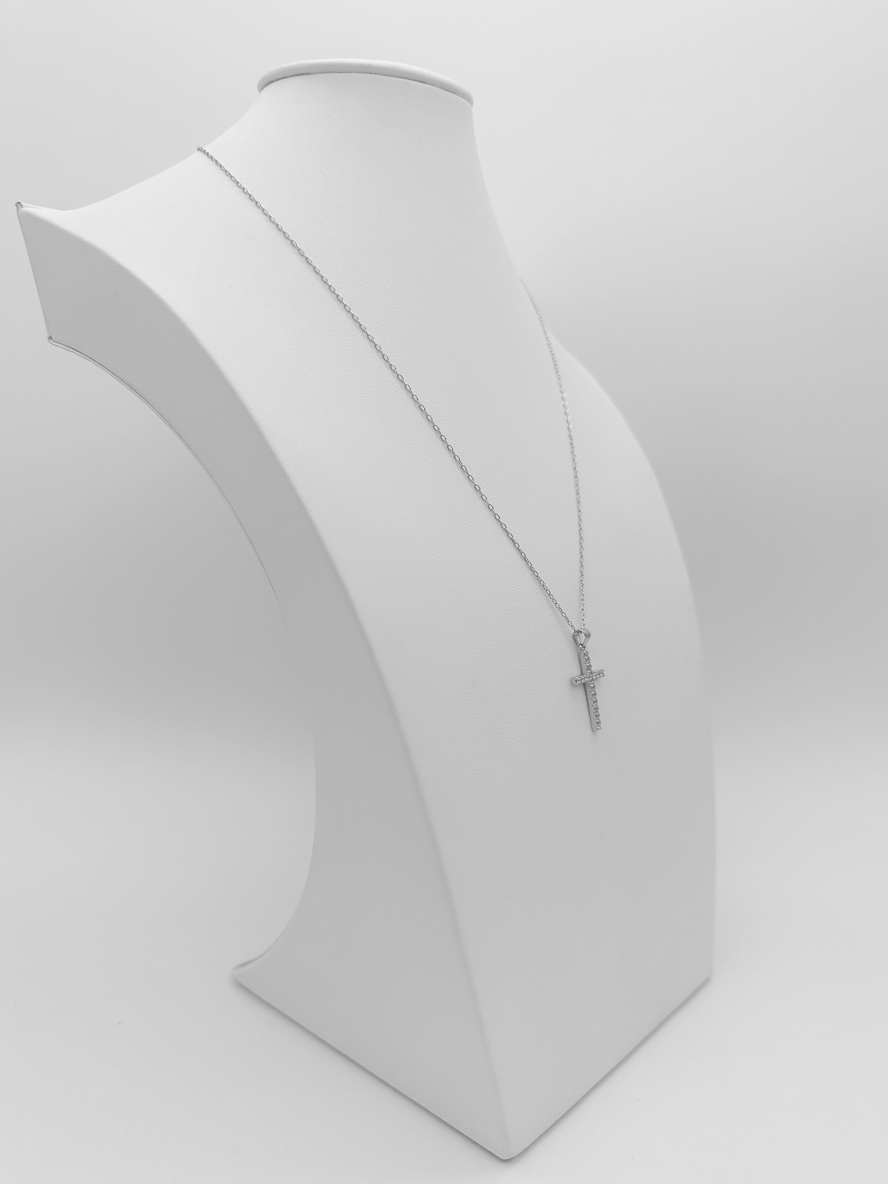 Collar Cruz Recta de Plata
