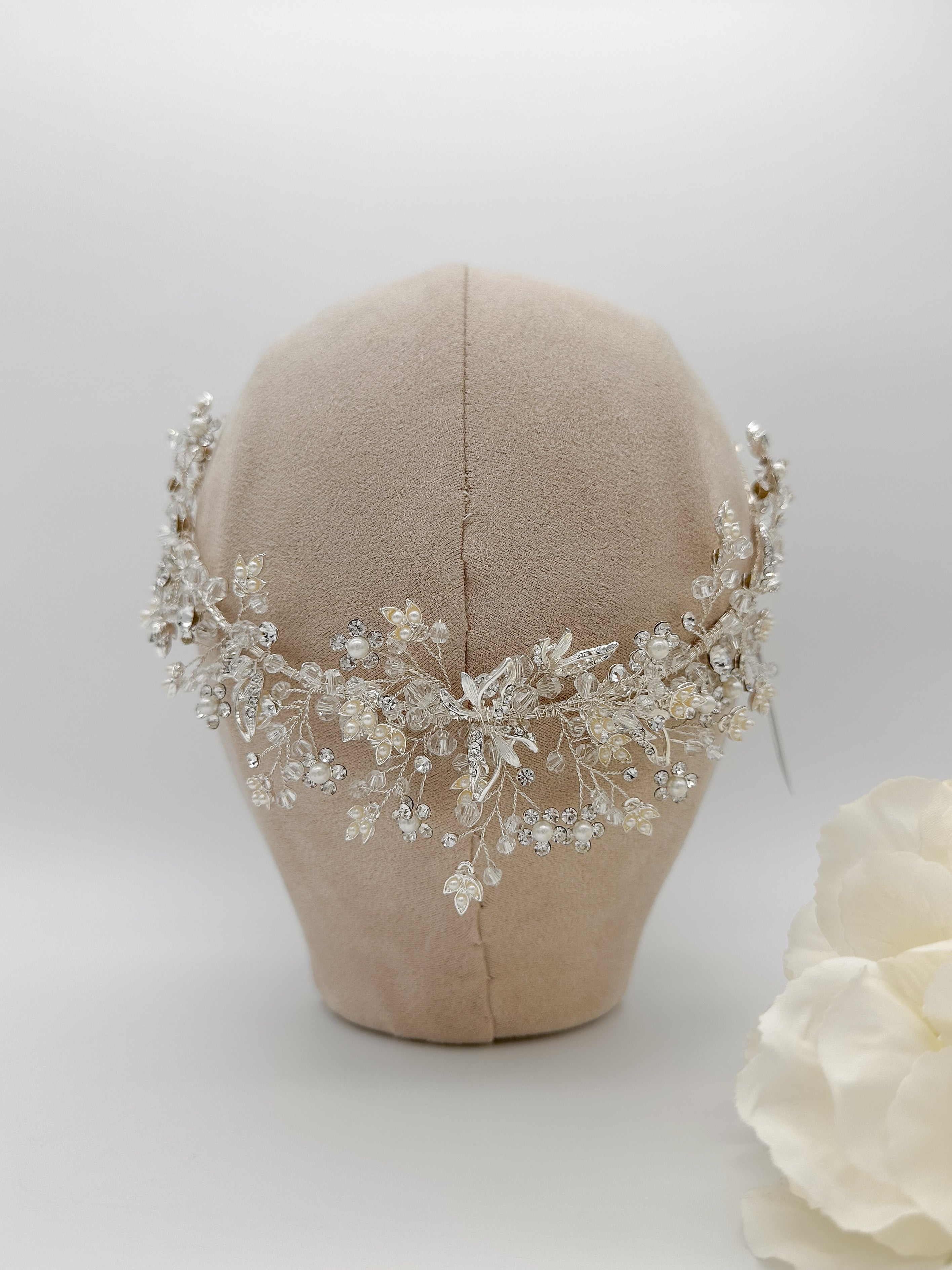 Tocado Camellia