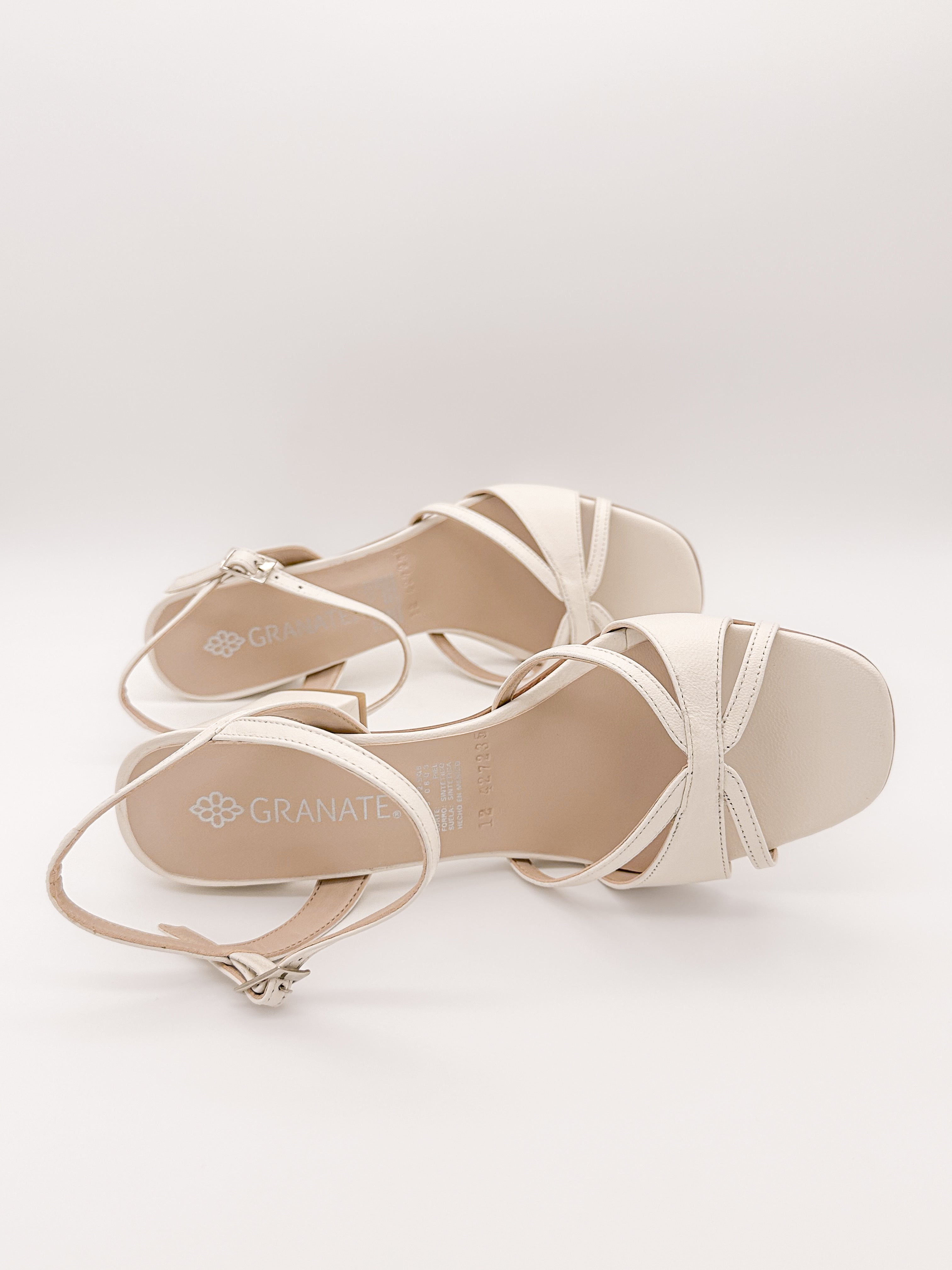 Sandalias María Piel Ivory