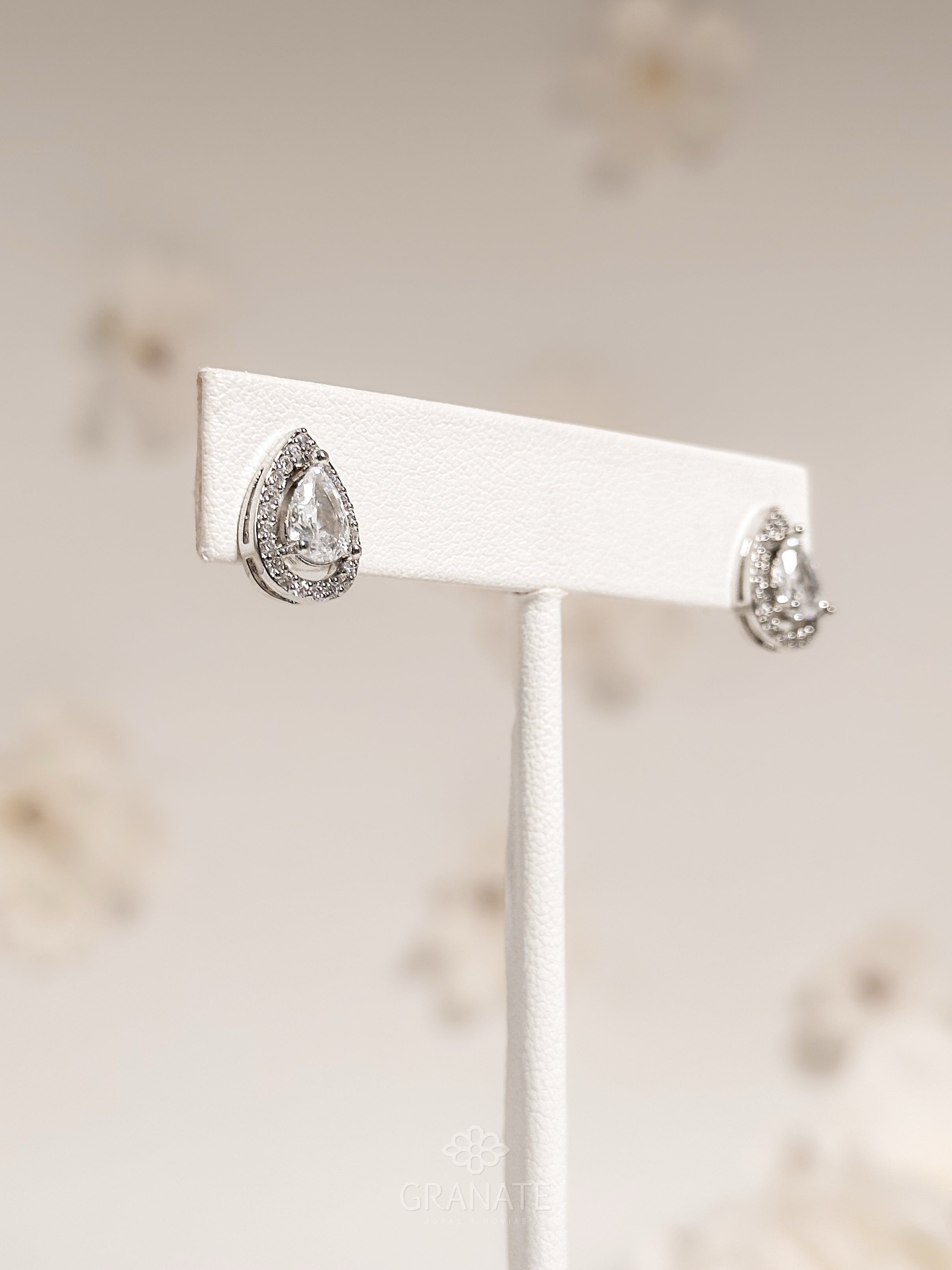 Aretes Gota Halo