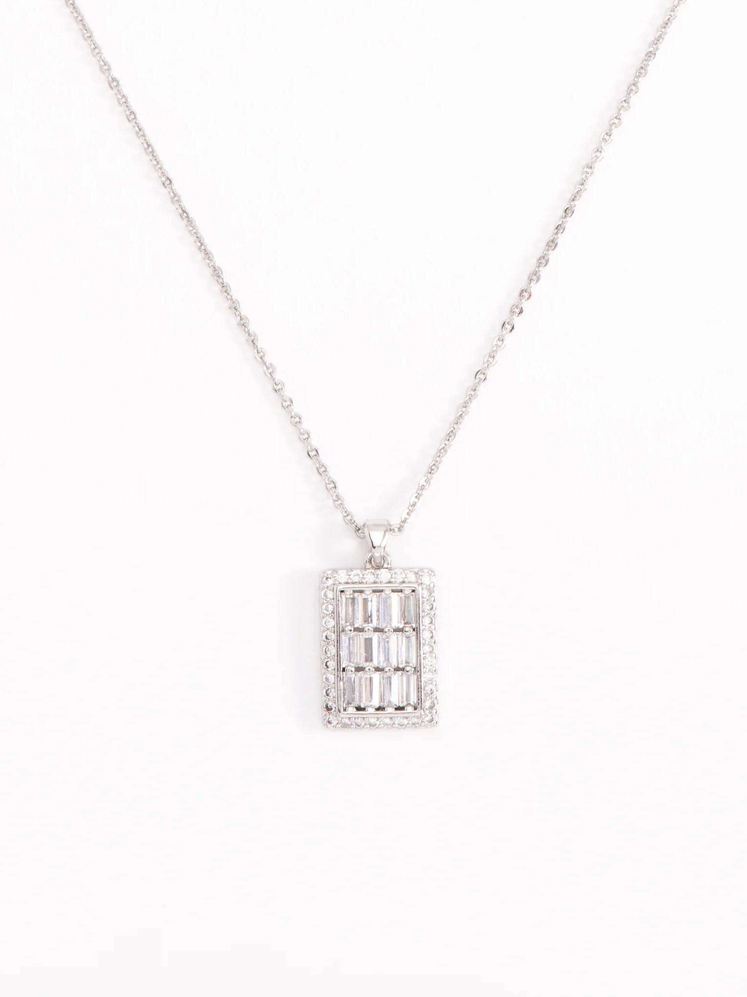 Collar Rectangular Halo