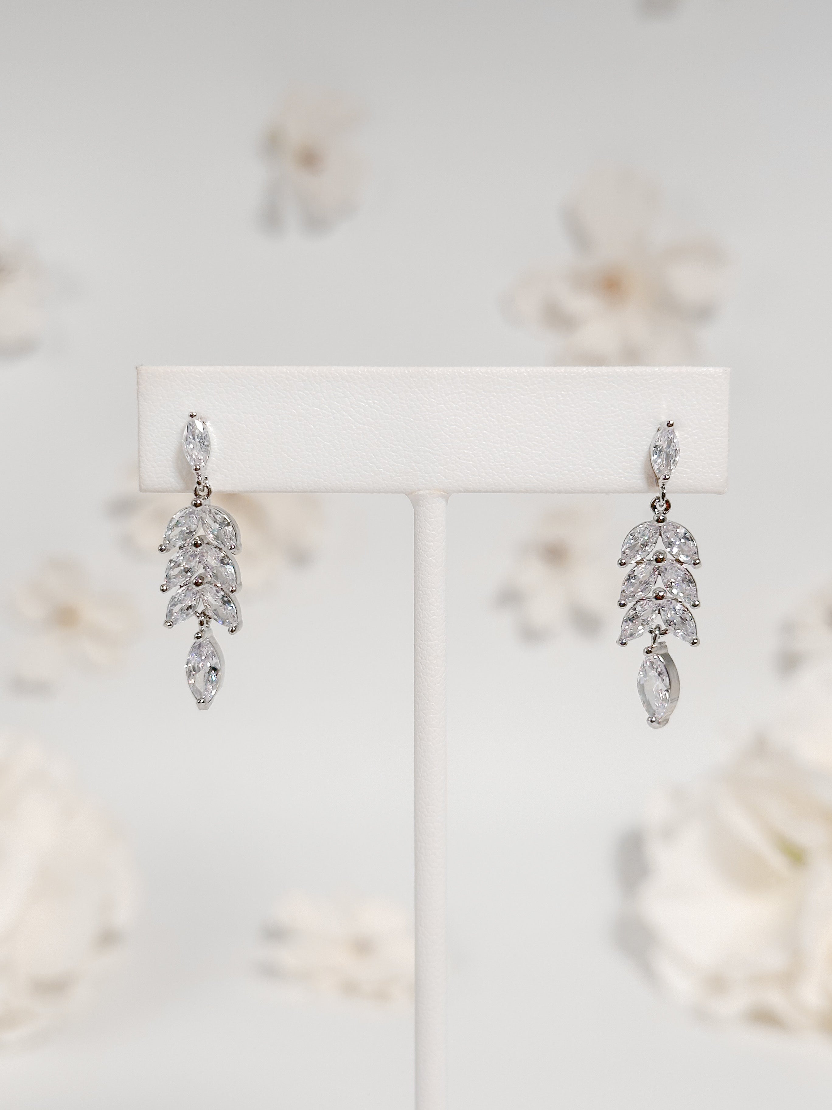 Aretes Hojitas Zirconia