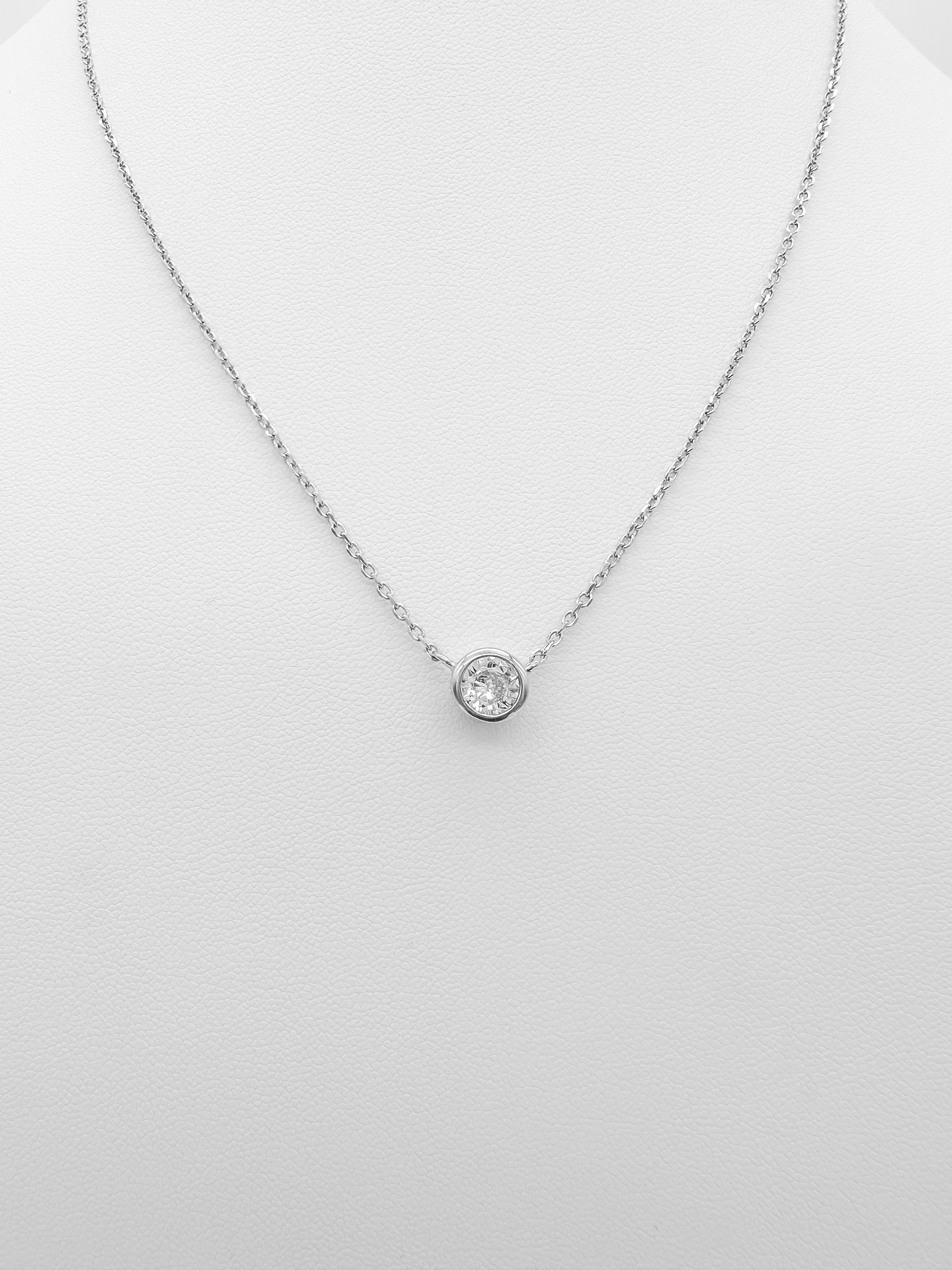 Collar Solitario Bisel de Plata