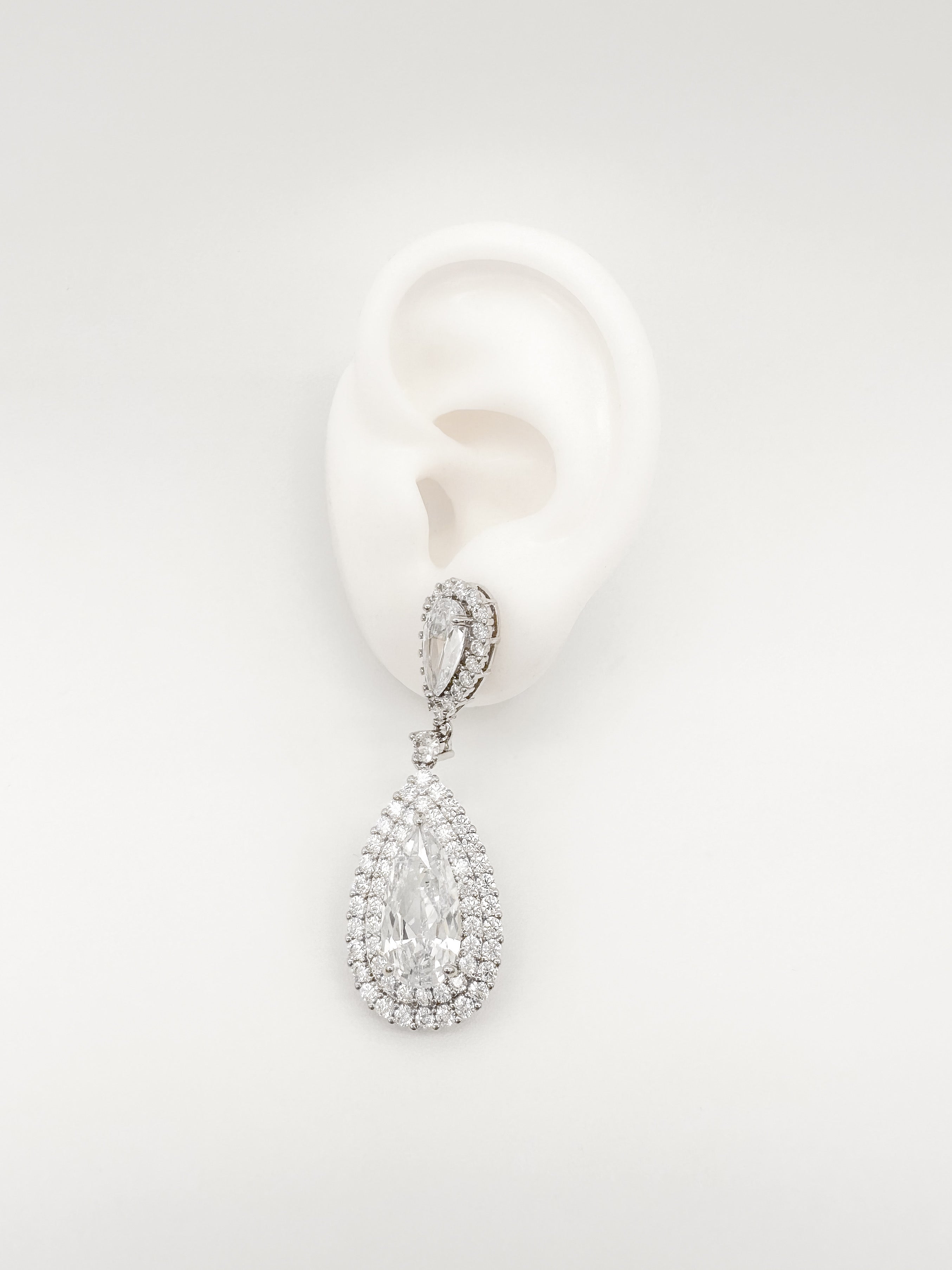 Aretes Gota Doble Halo