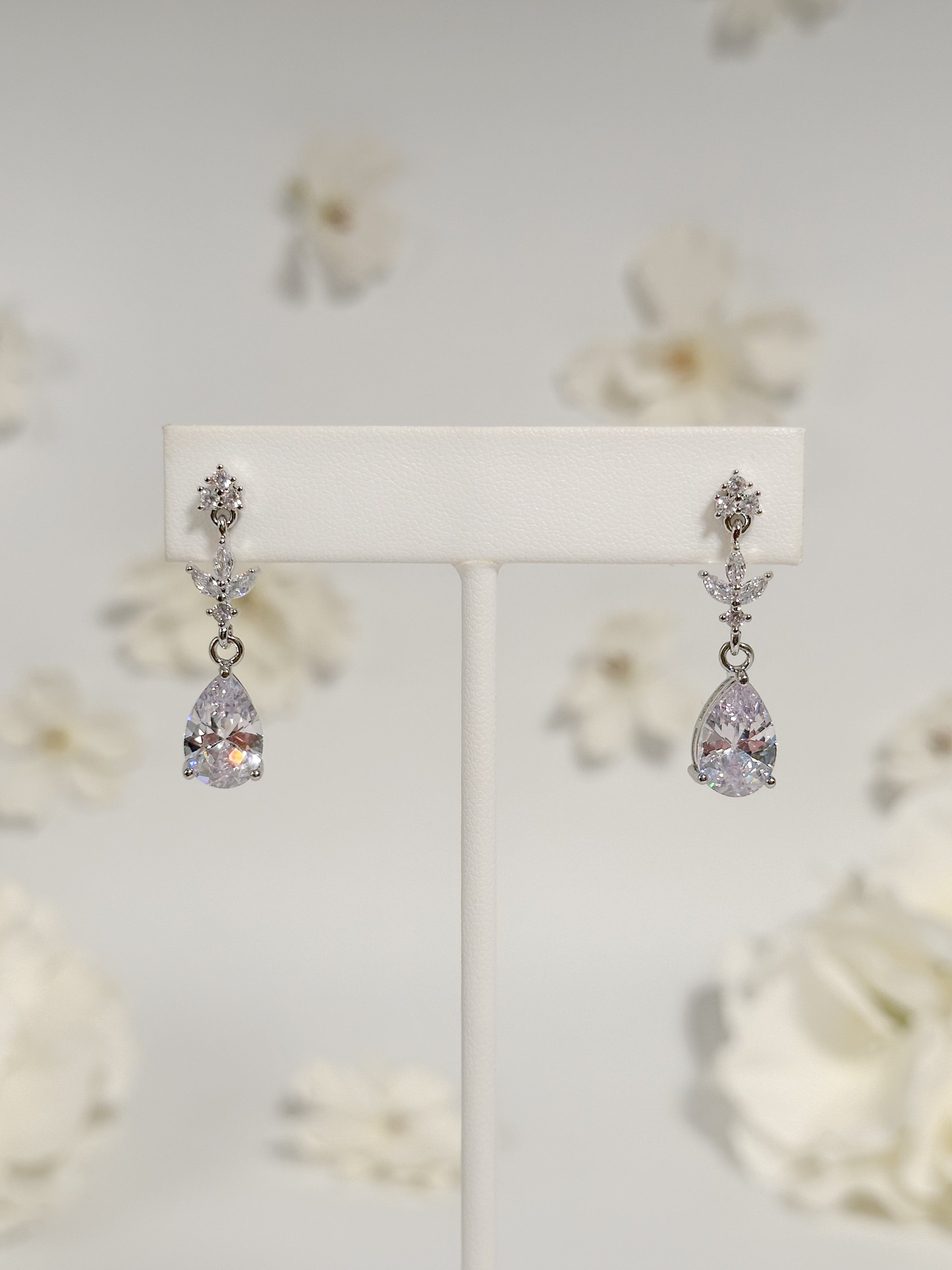 Aretes Gota Colgante Circonia