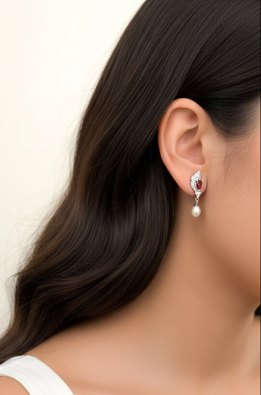 Aretes Hoja Burgundy y Perla de Plata