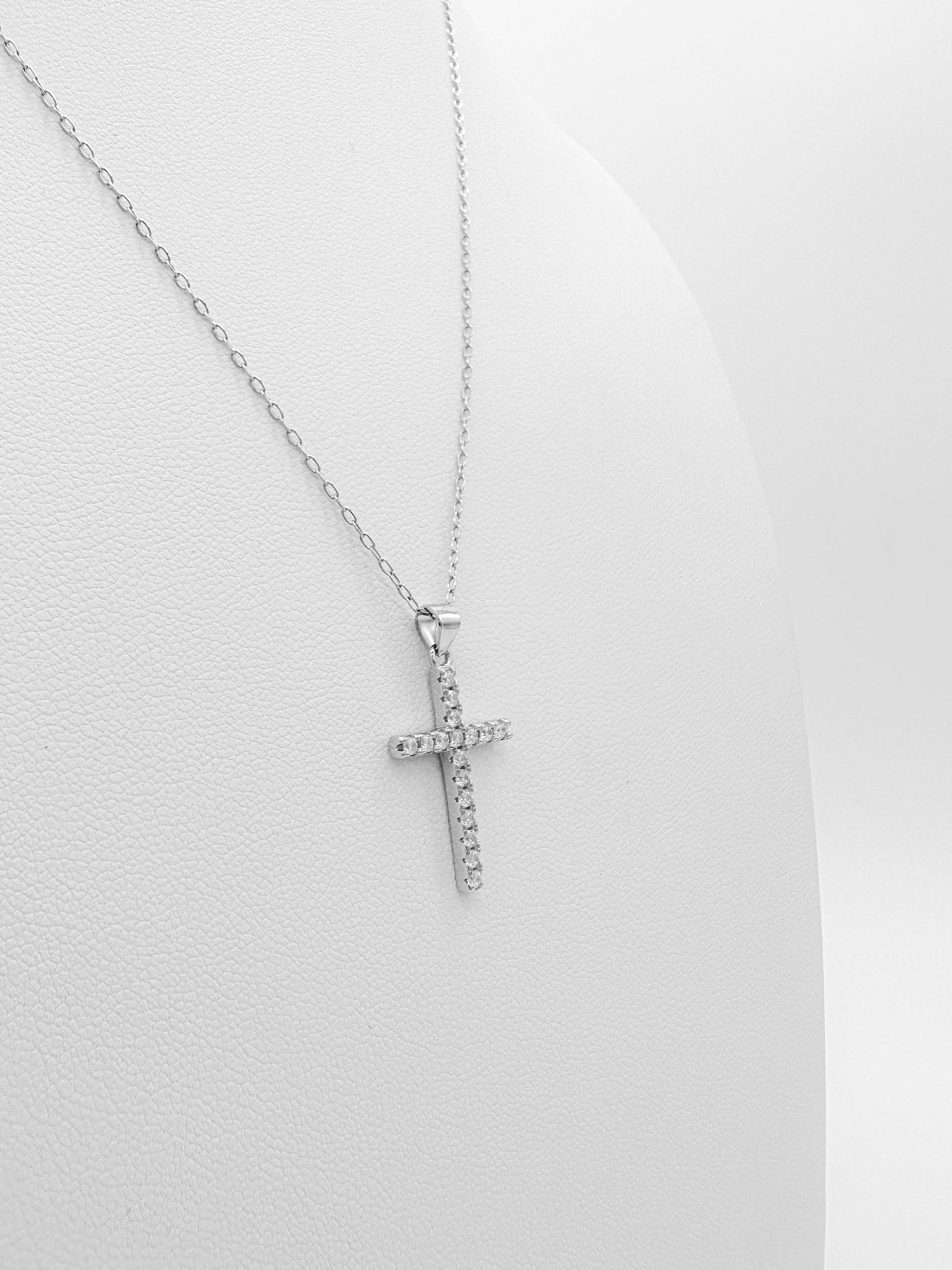 Collar Cruz Recta de Plata
