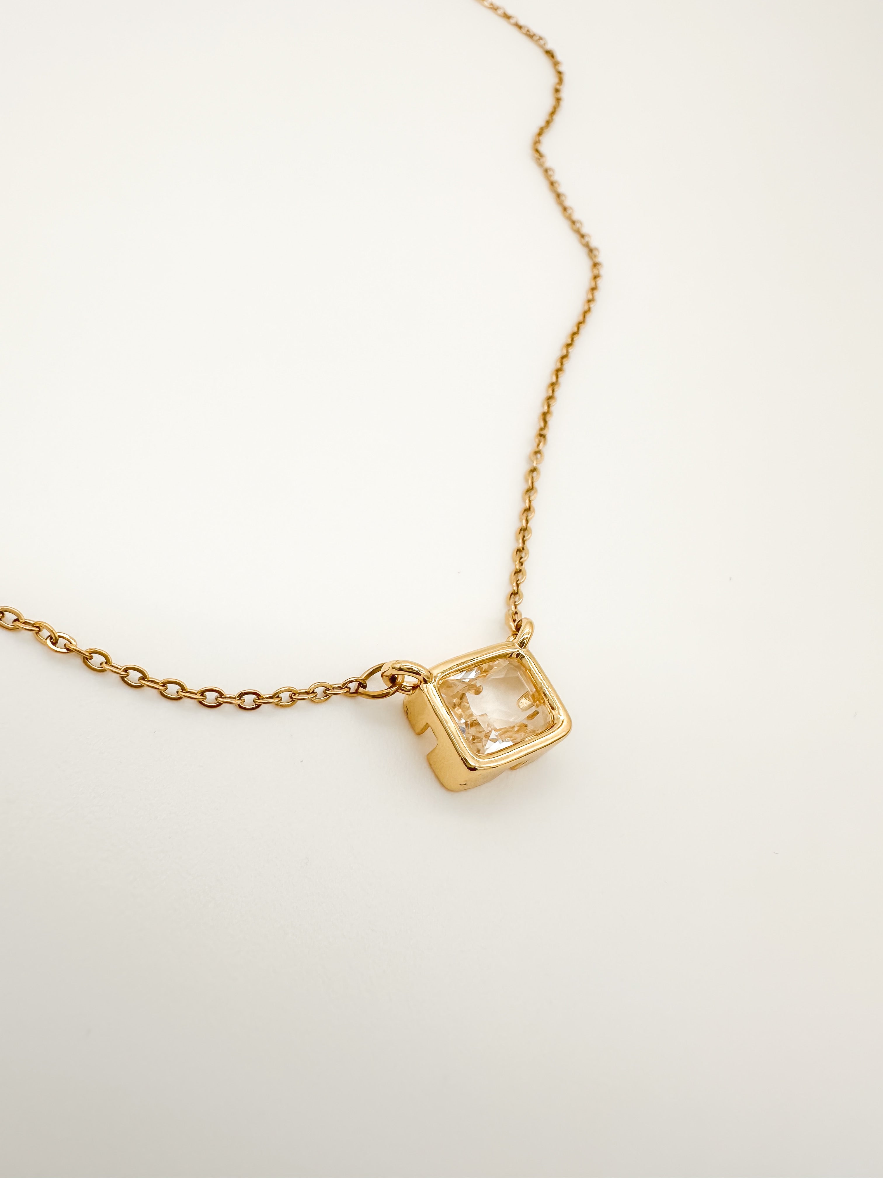 Collar Cristal Negro