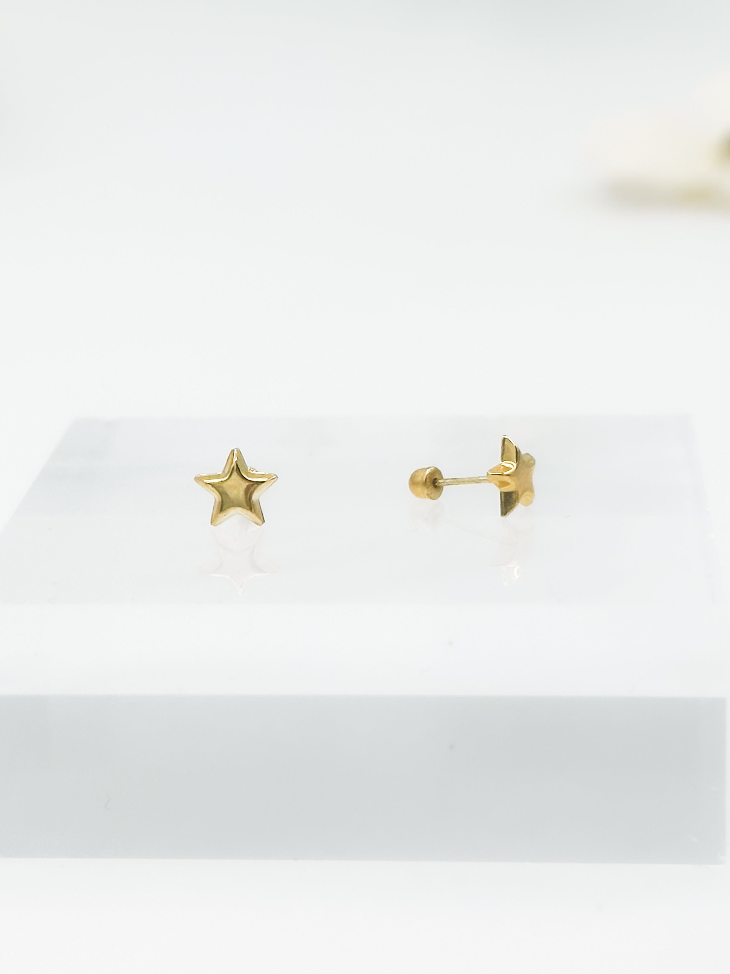 Estrella Lisa Oro 10k