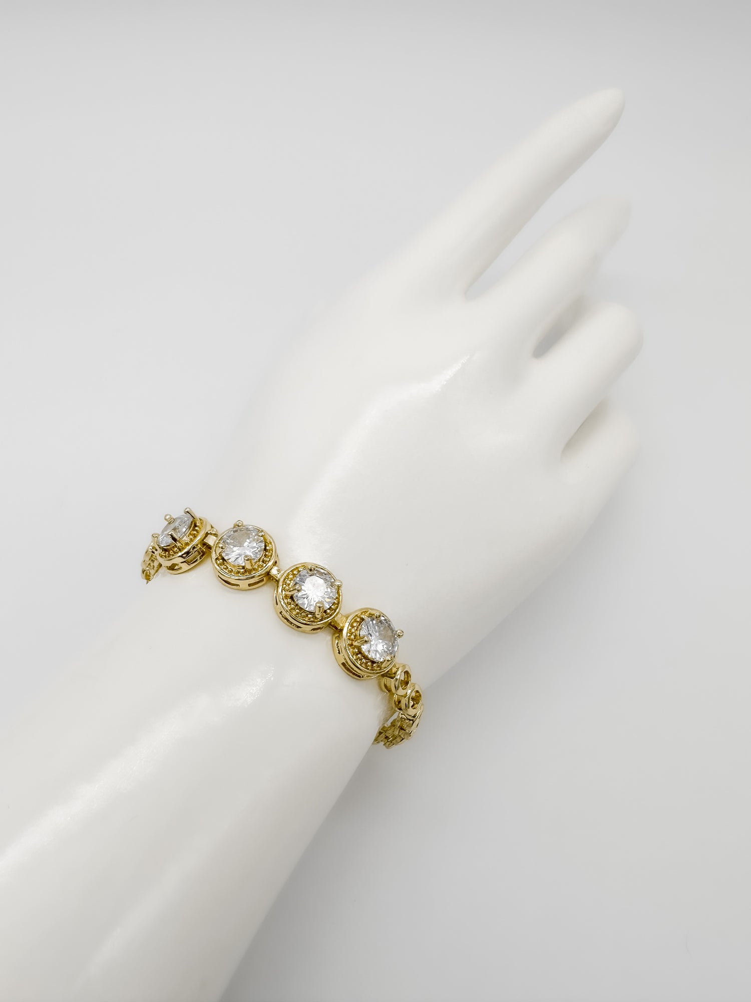 Pulsera 4 Zirconias Redondas