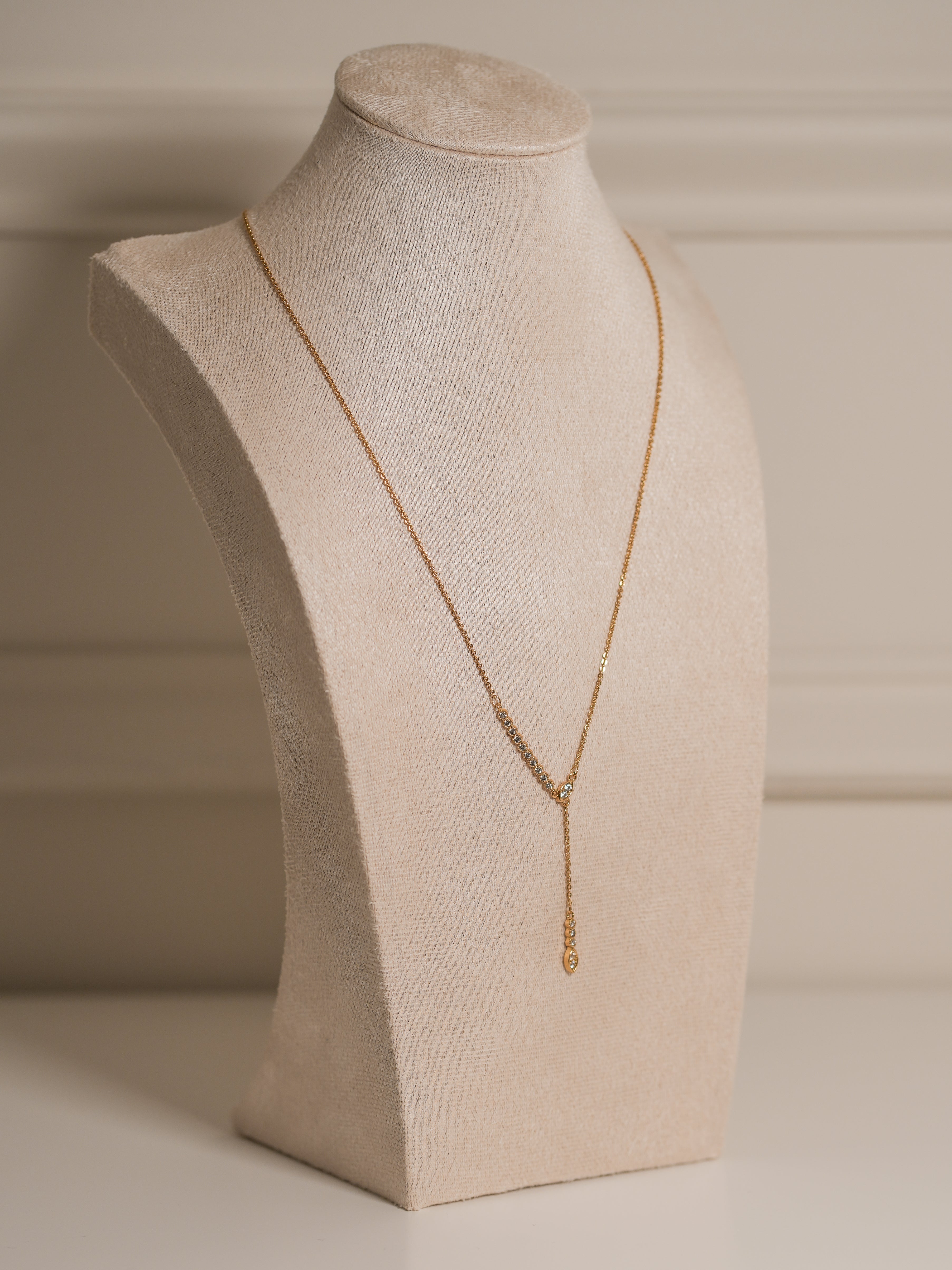 Collar Corbatín