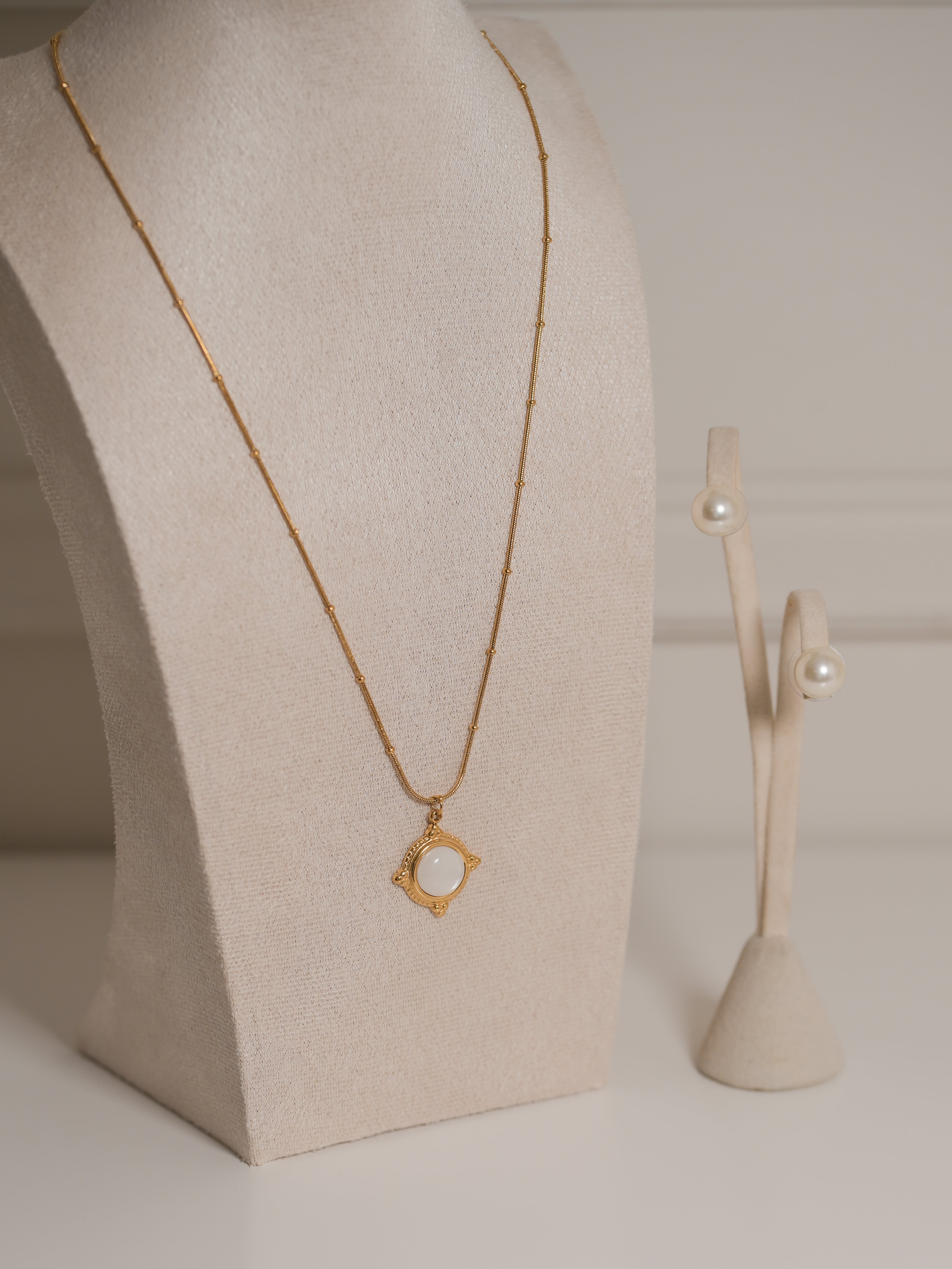 Collar Dije Blanco