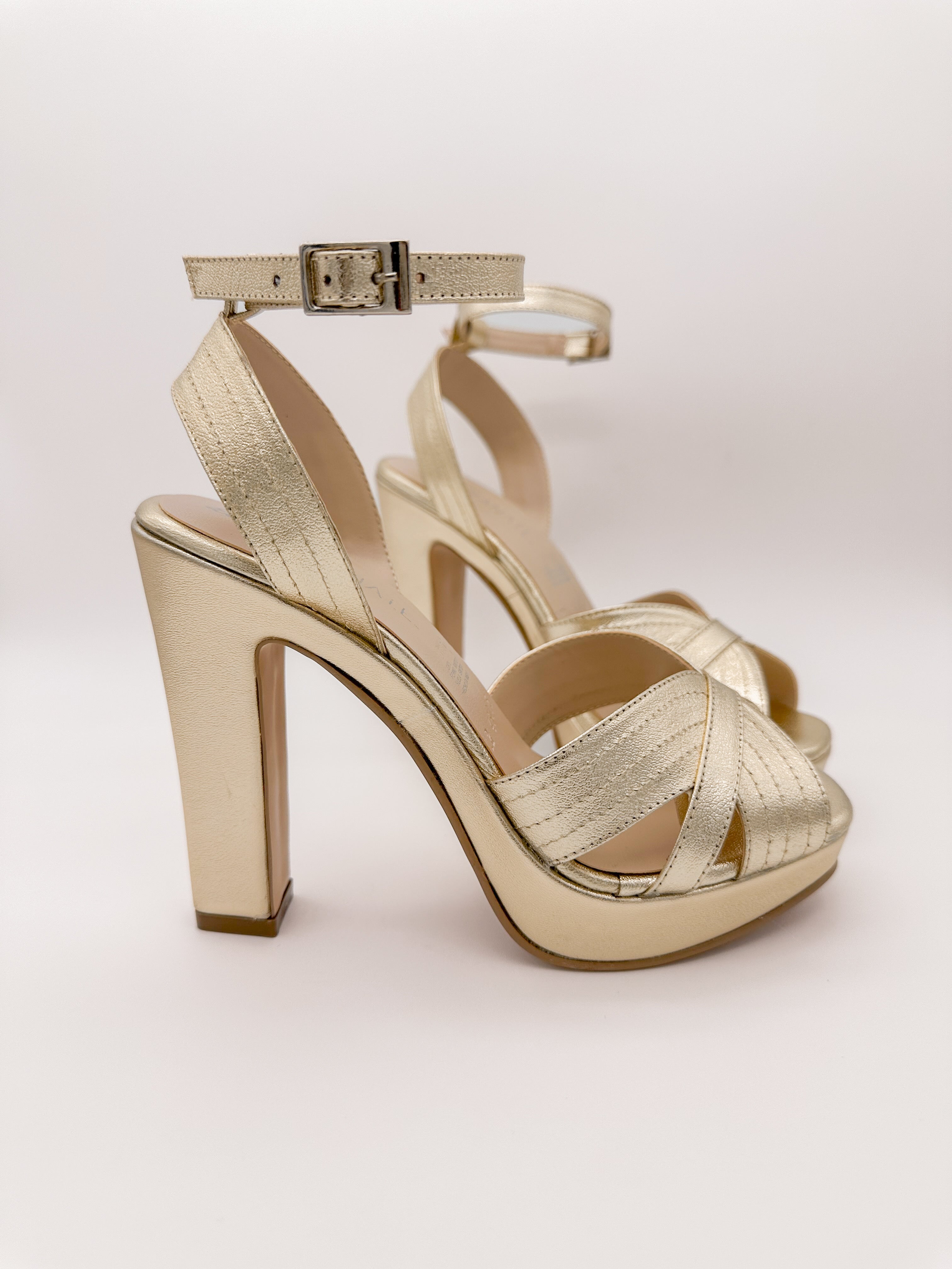 Sandalias Greta Piel Dorado