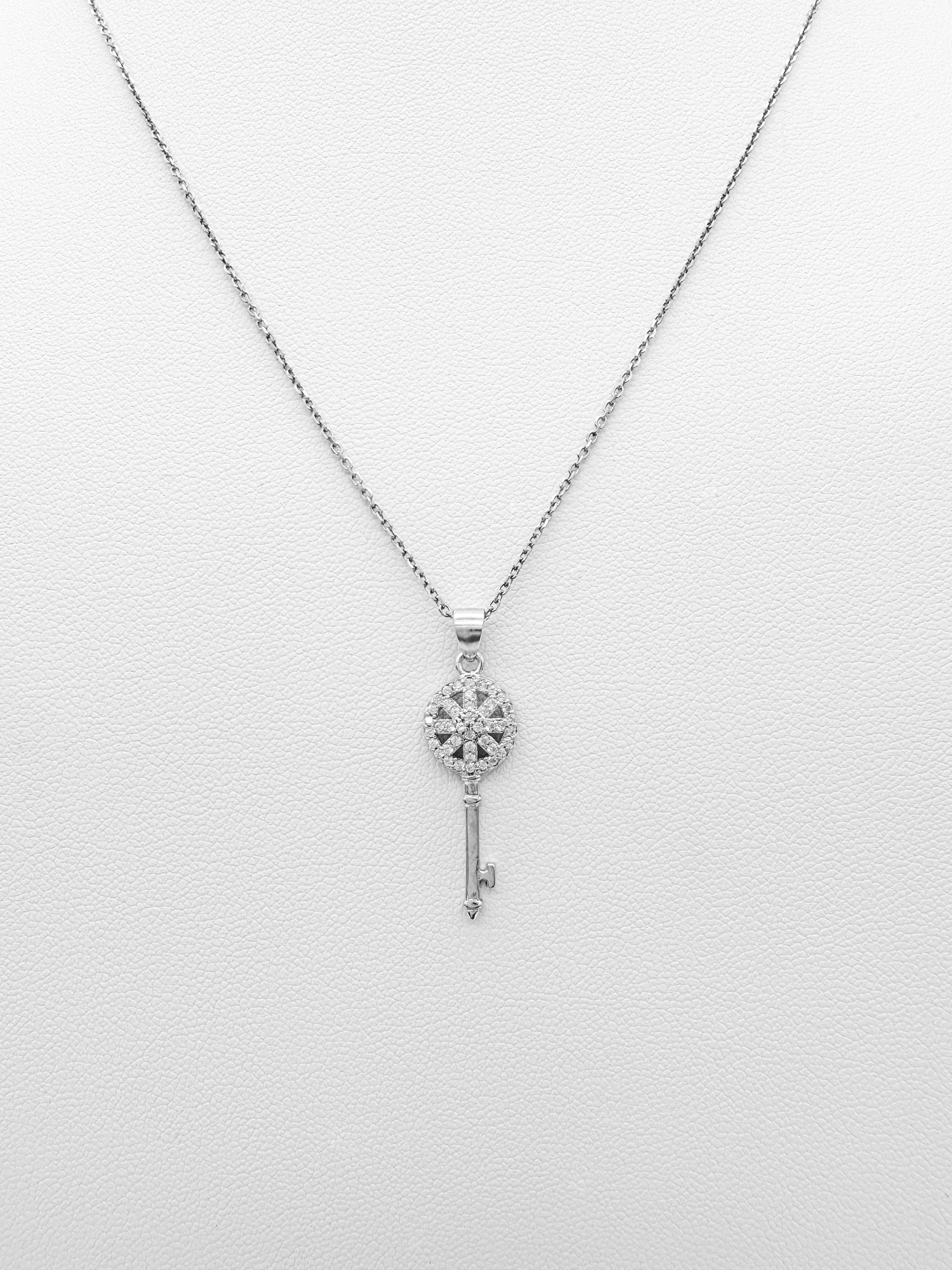 Collar Llave Pavé de Plata