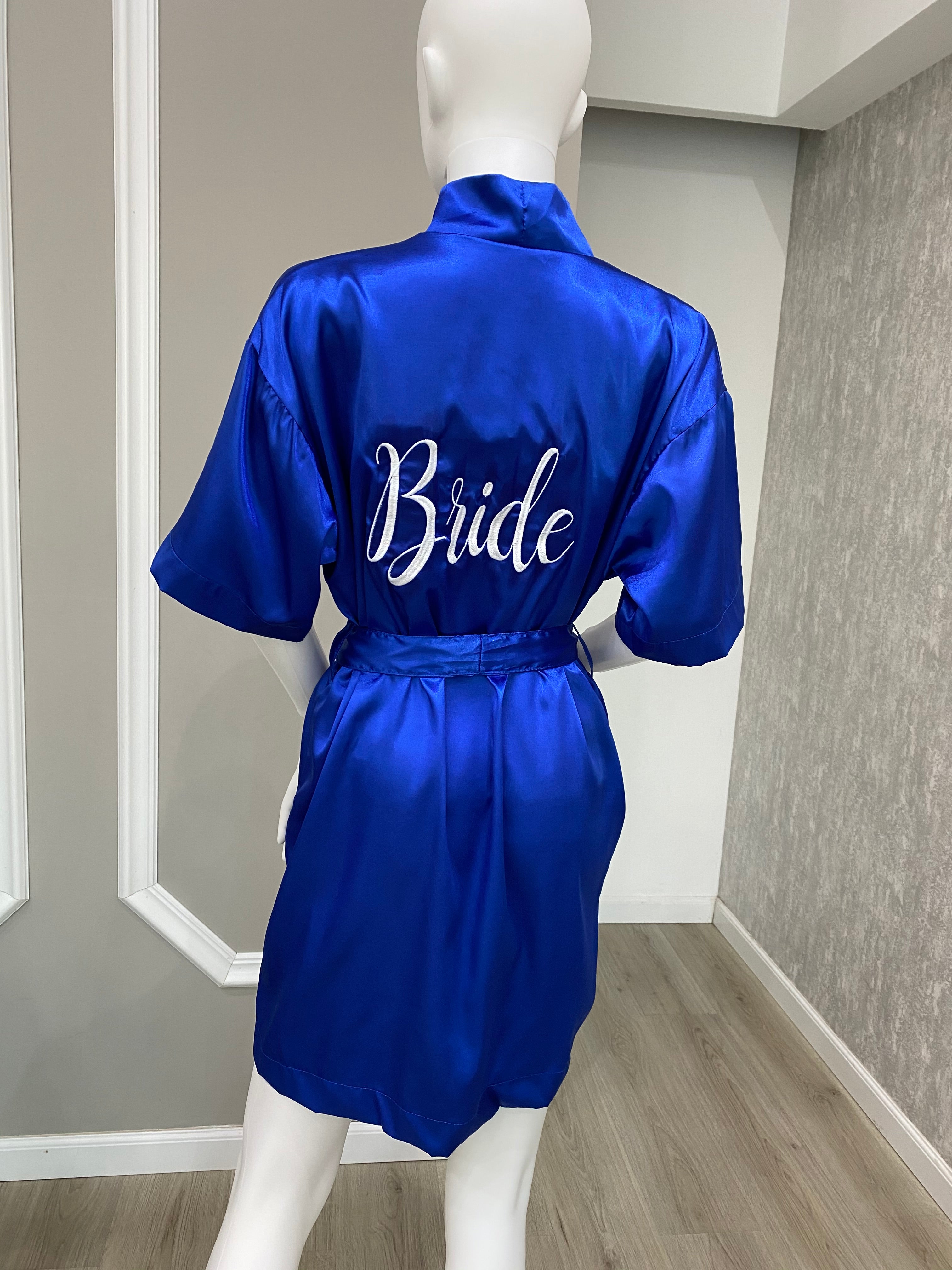 Bata “Bride” Azul Rey