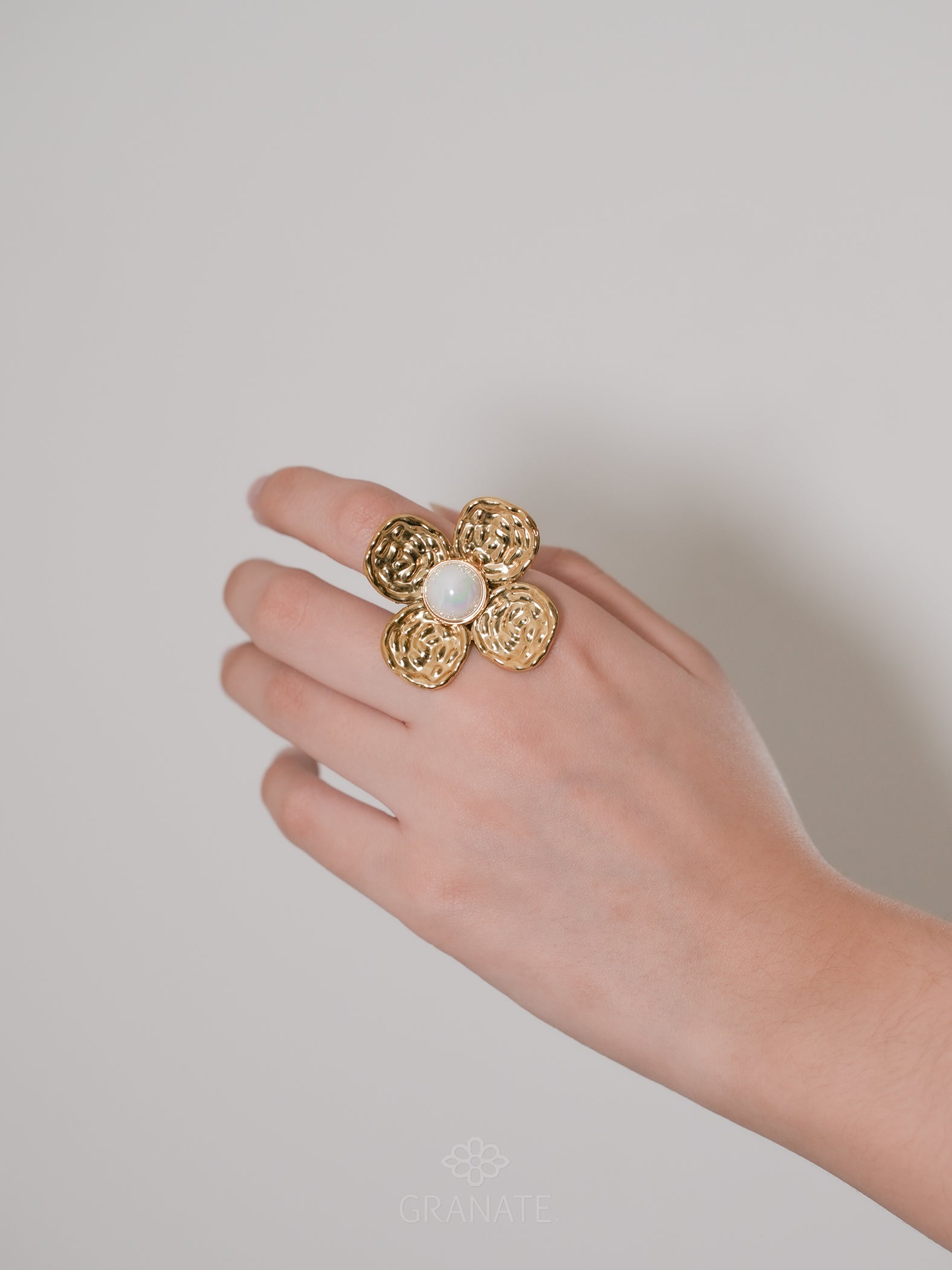 Anillo Flor Perla