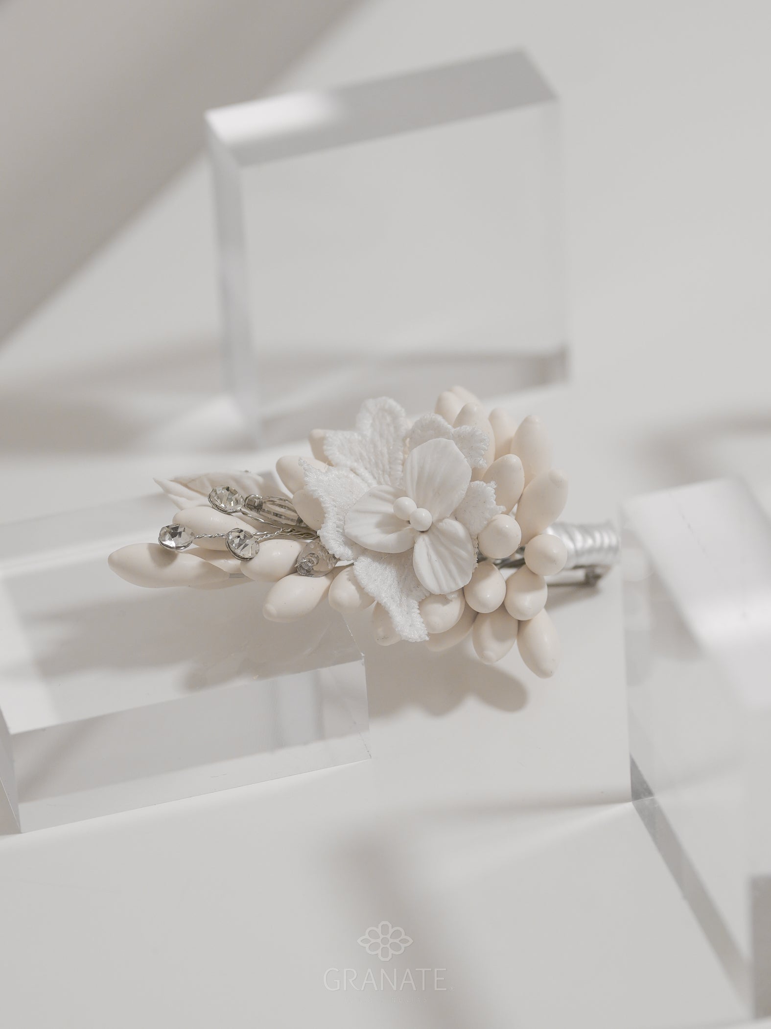 Boutonniere Elena