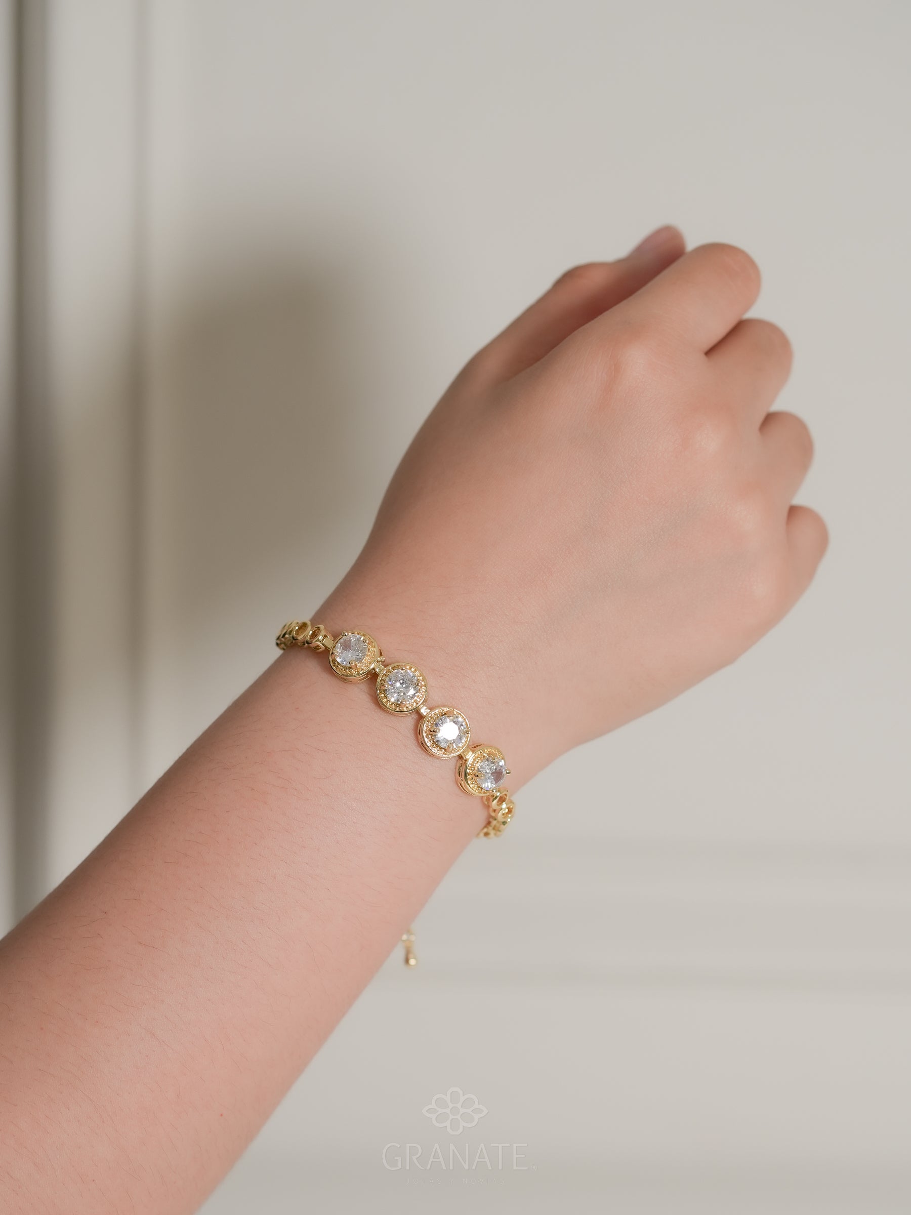 Pulsera 4 Zirconias Redondas