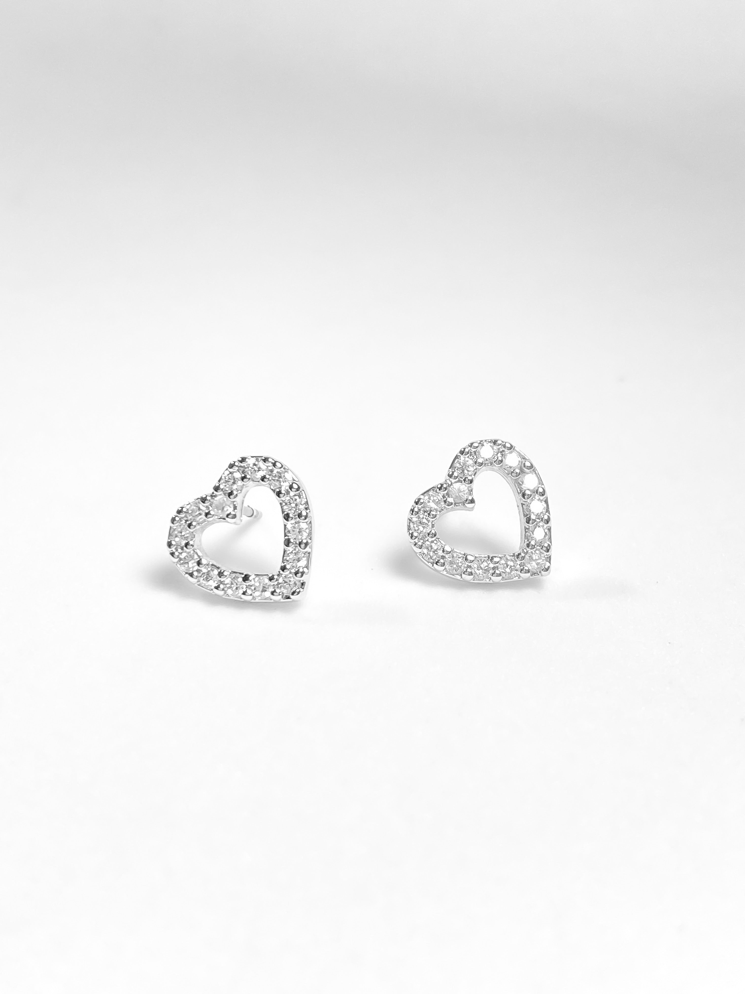 Aretes Corazón Plateado