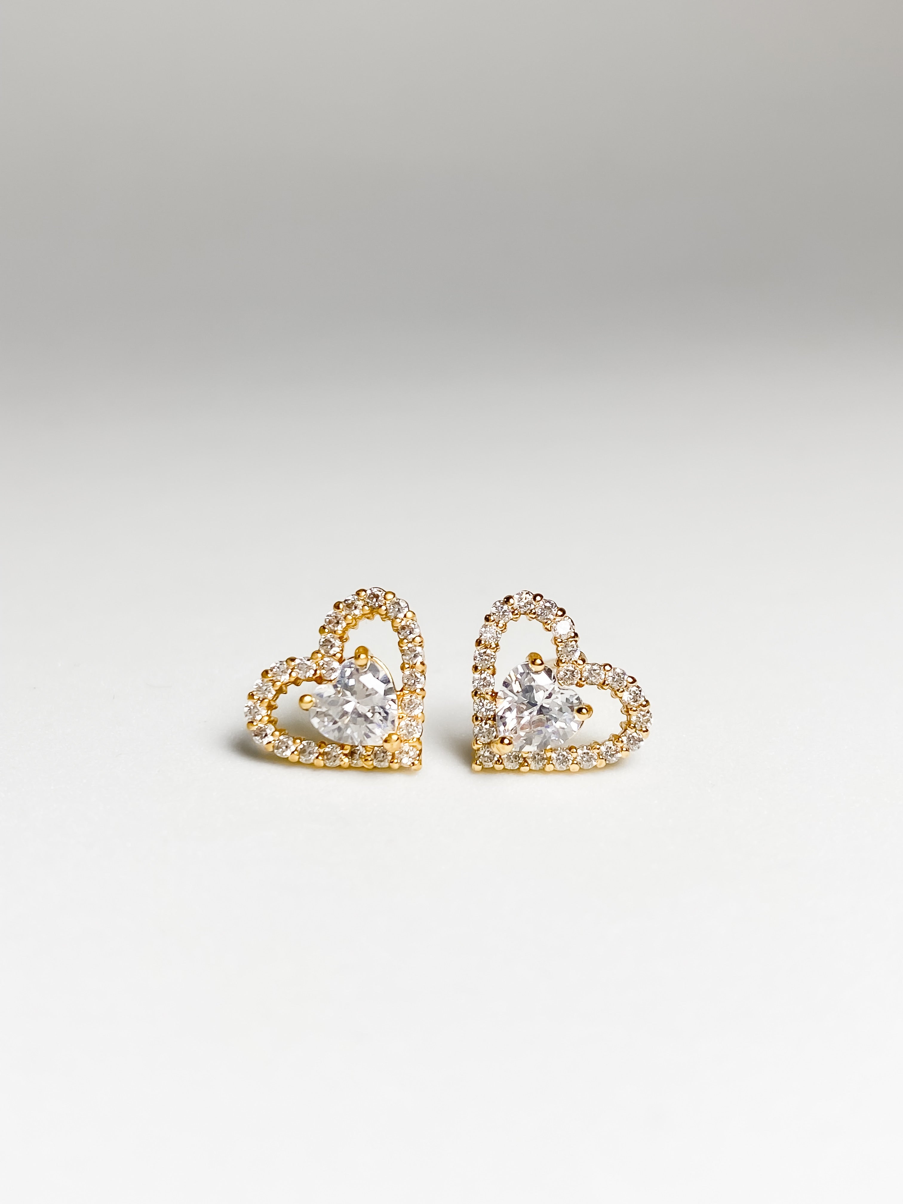 Aretes Corazón - Color a Elegir