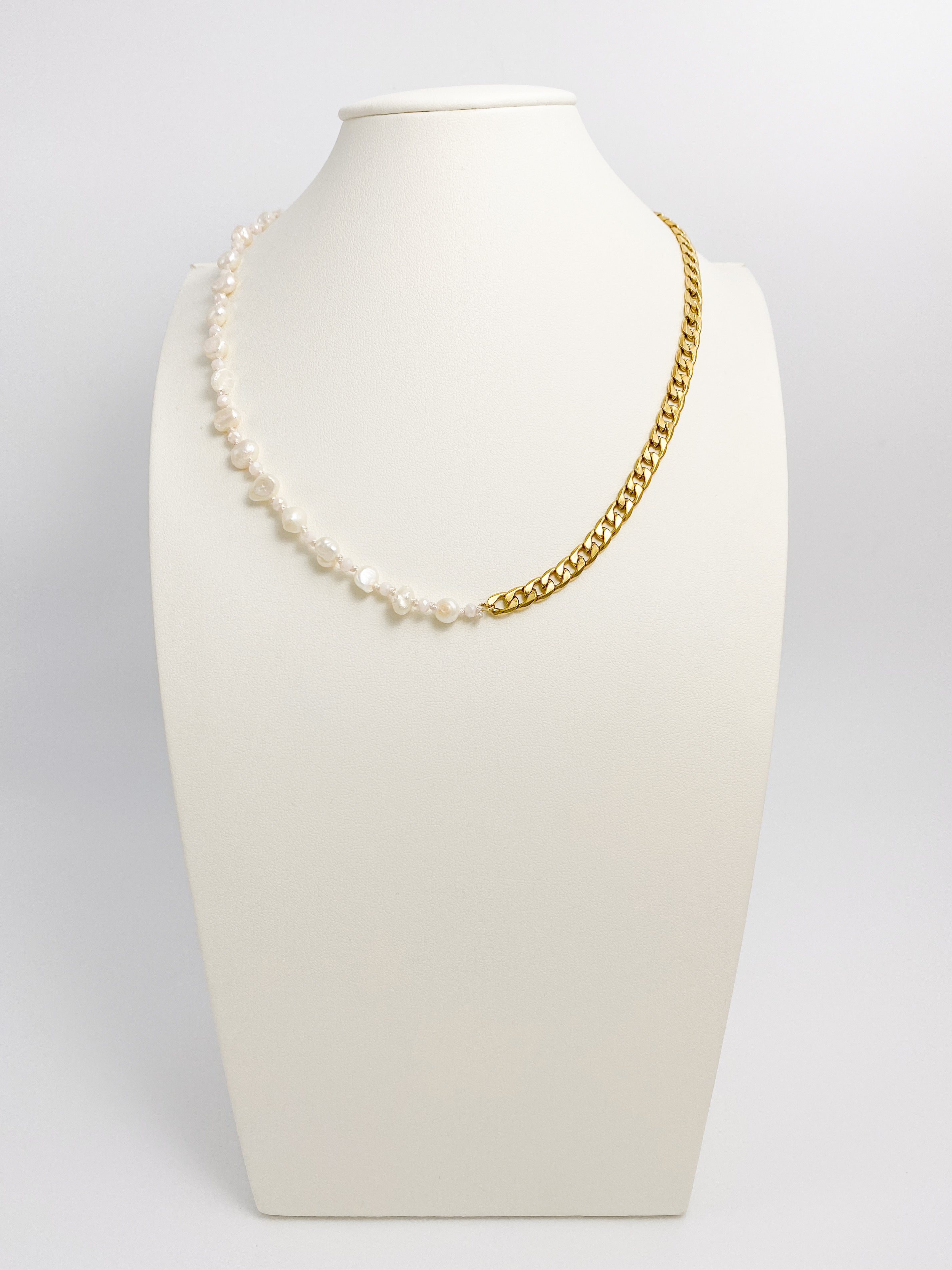 Collar Perlas y Eslabones