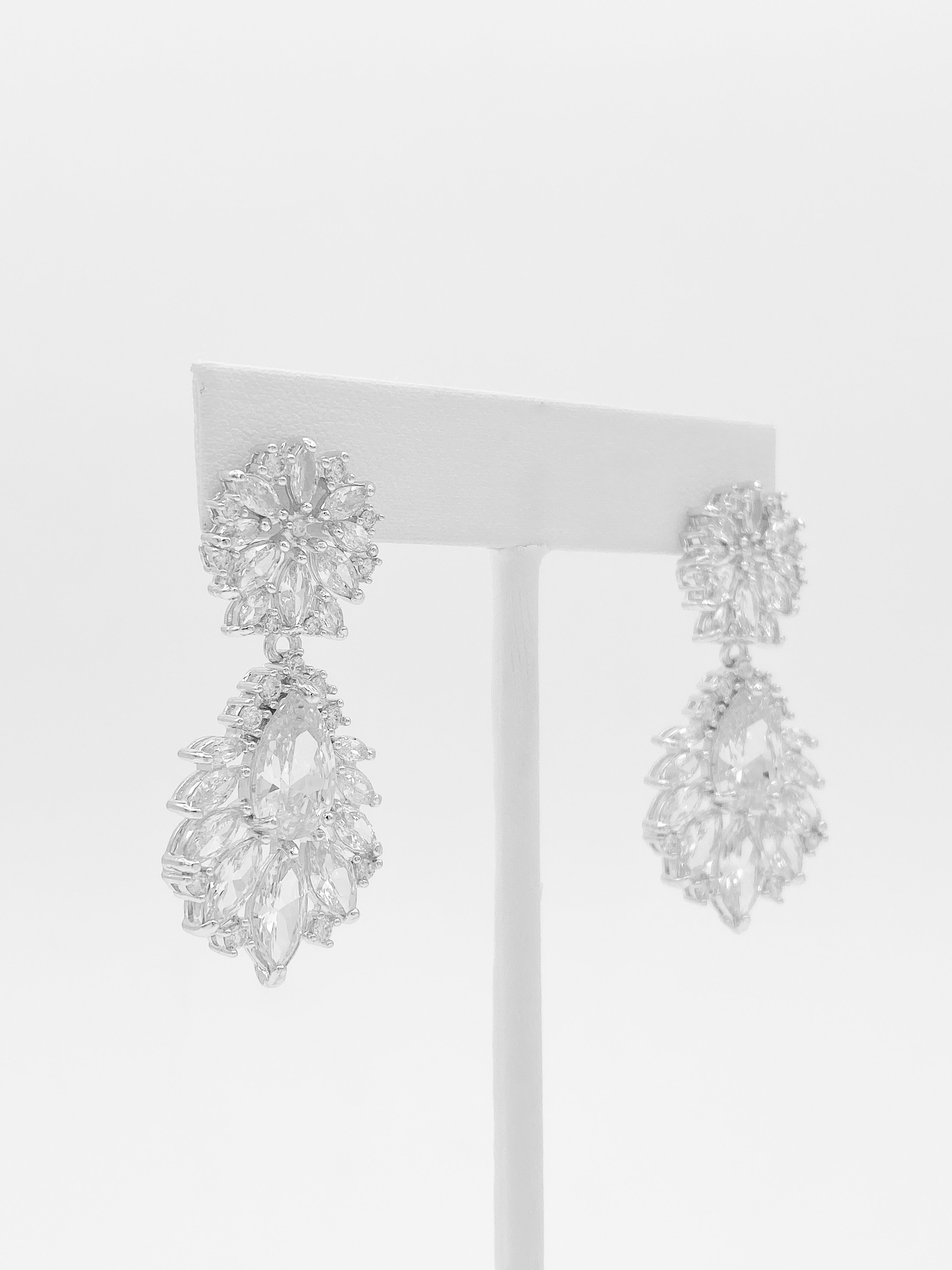 Arete Zirconias - Plateado