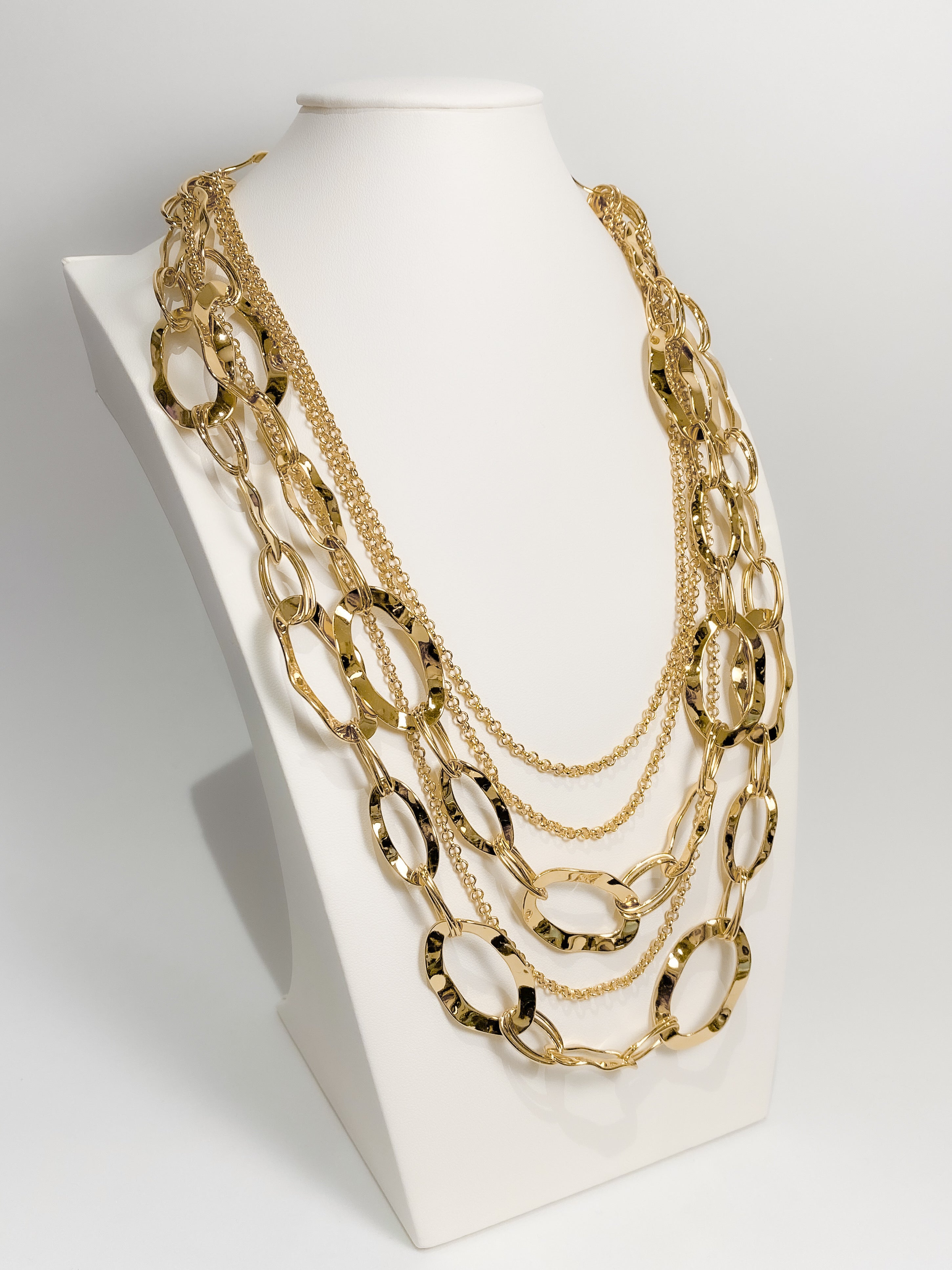 Collar Layers Ovalos