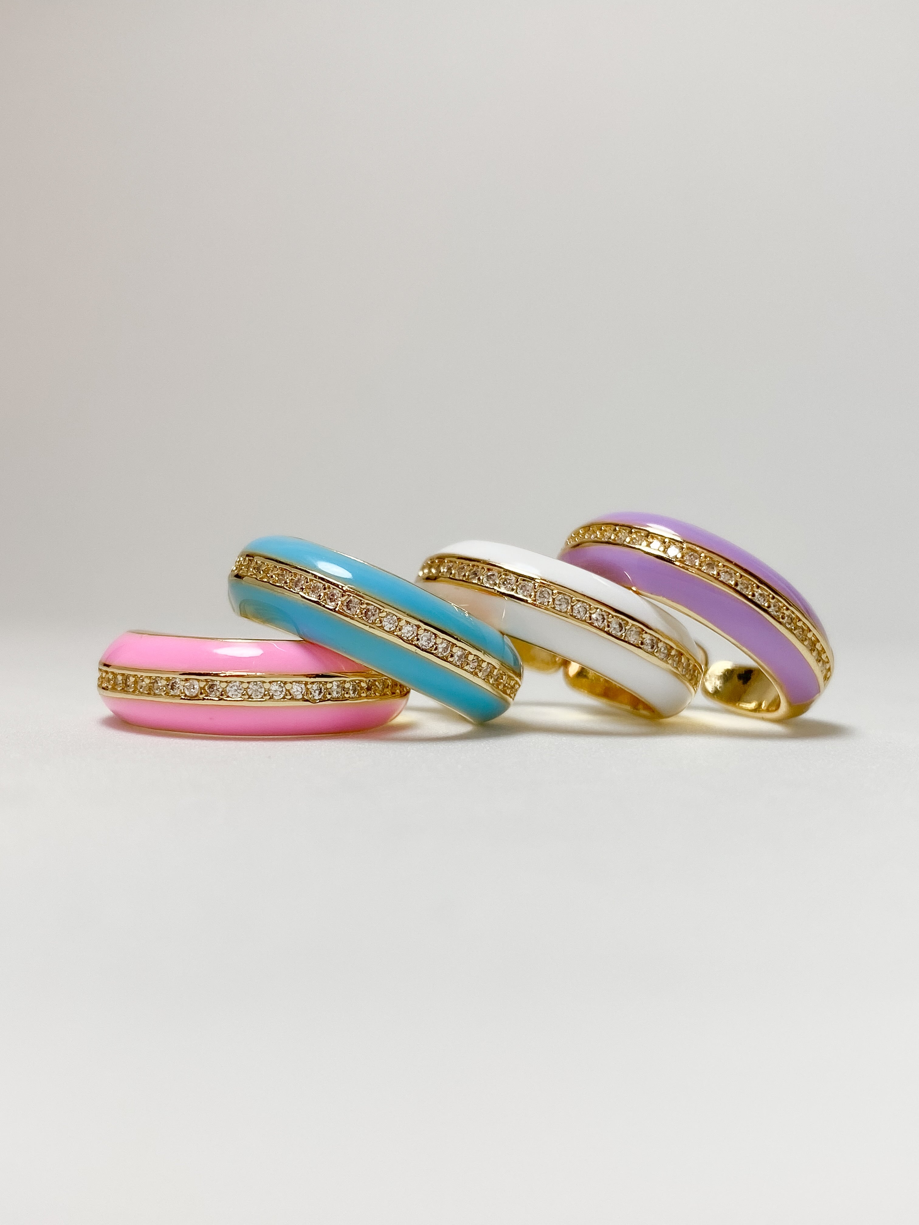 Anillo Línea de Cristales - Opciones de Color
