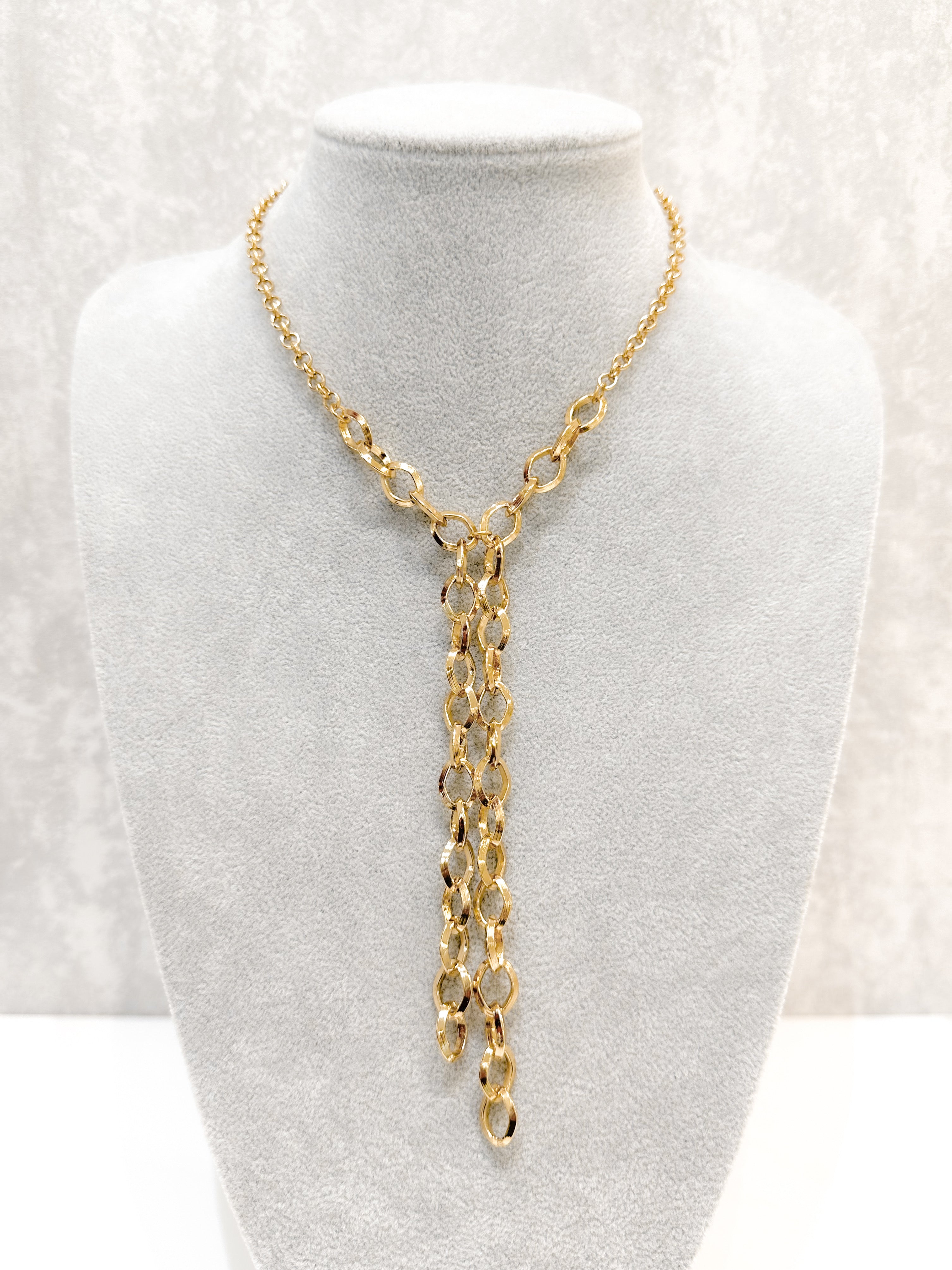 Collar Eslabones Corbatín
