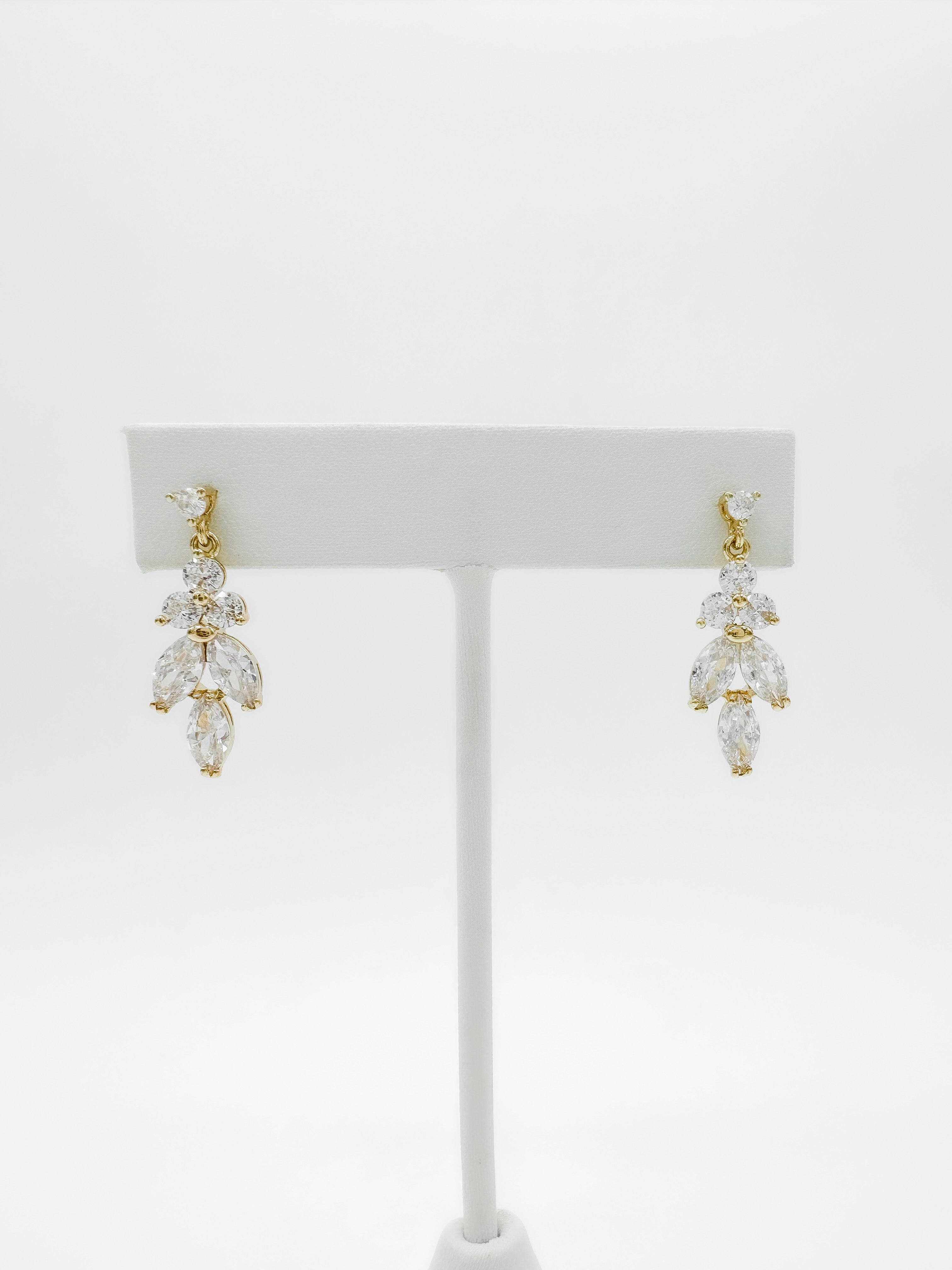 Aretes Hojas Zirconias