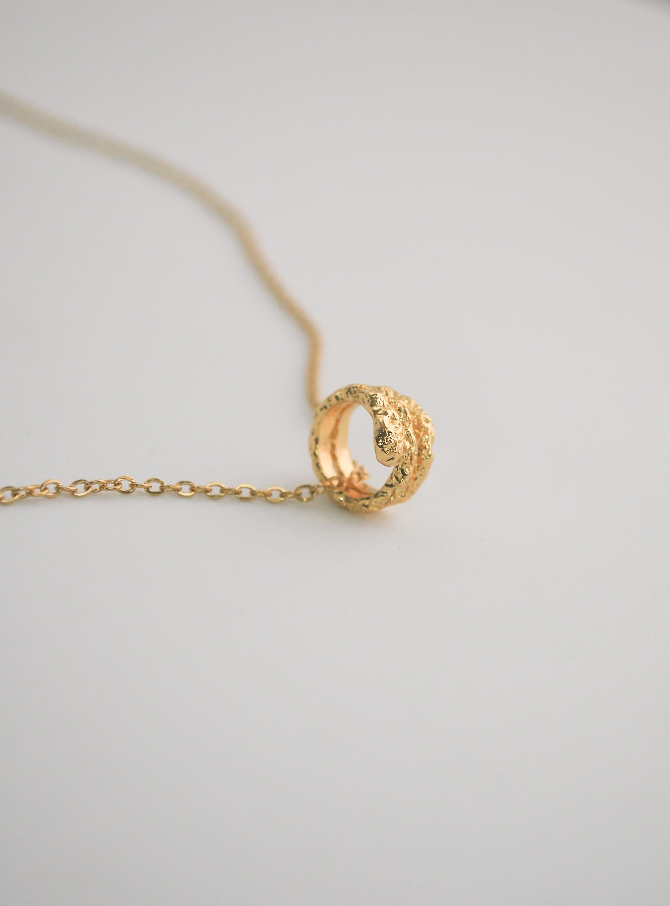 Collar Snake Aro