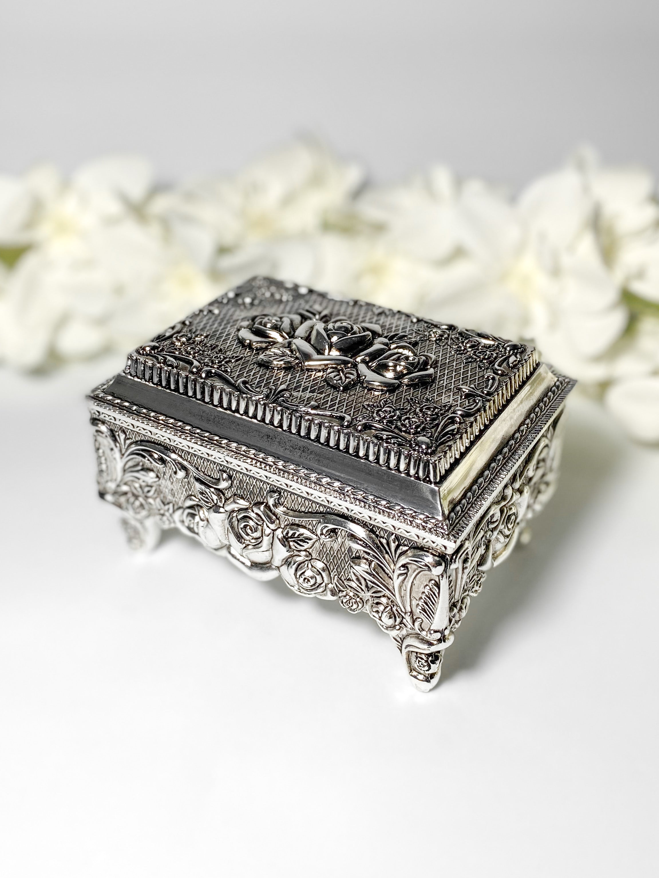 Cofre Alhajero Tres Rosas - Mediano