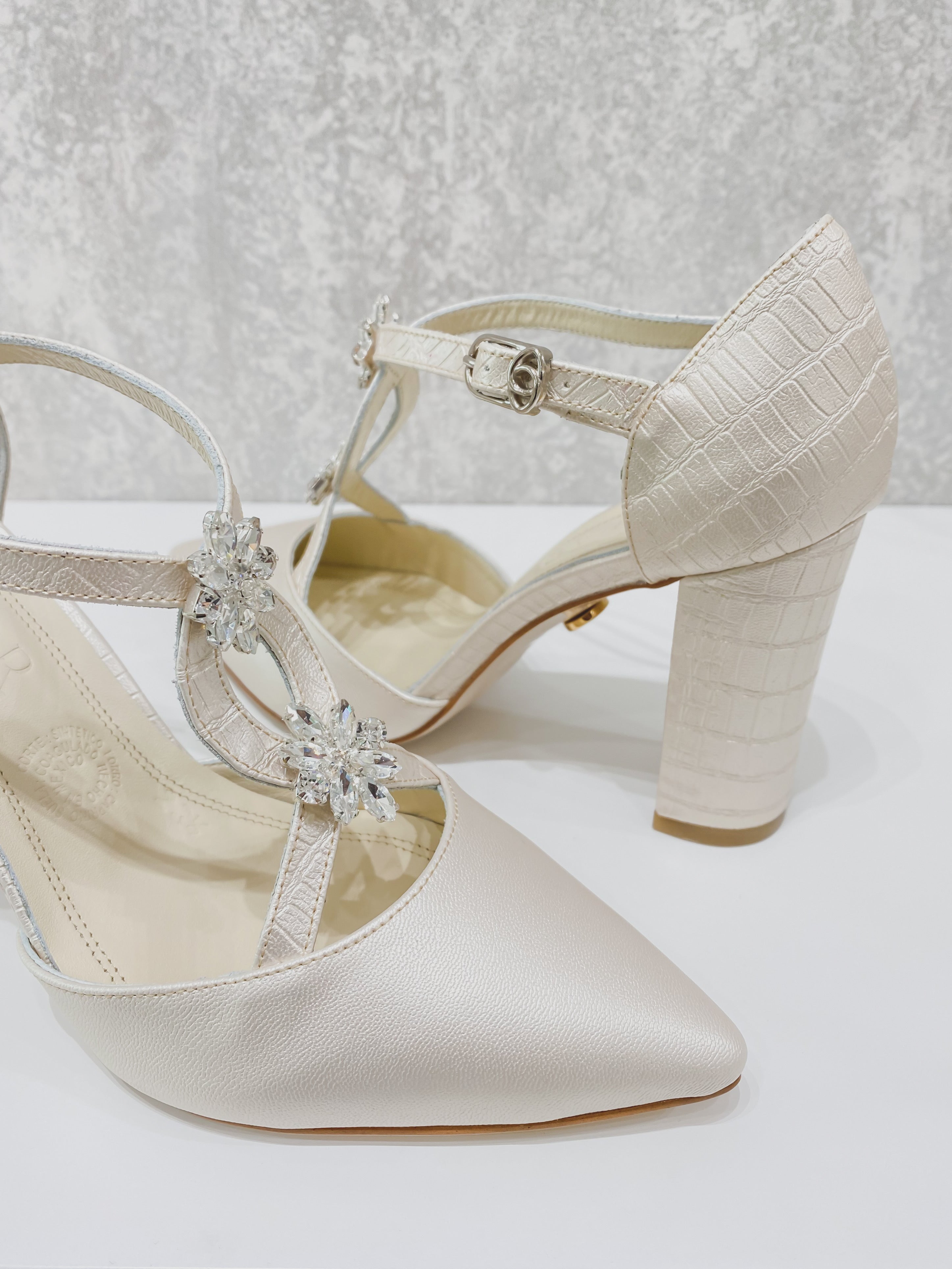 Zapatillas Zarina Nácar