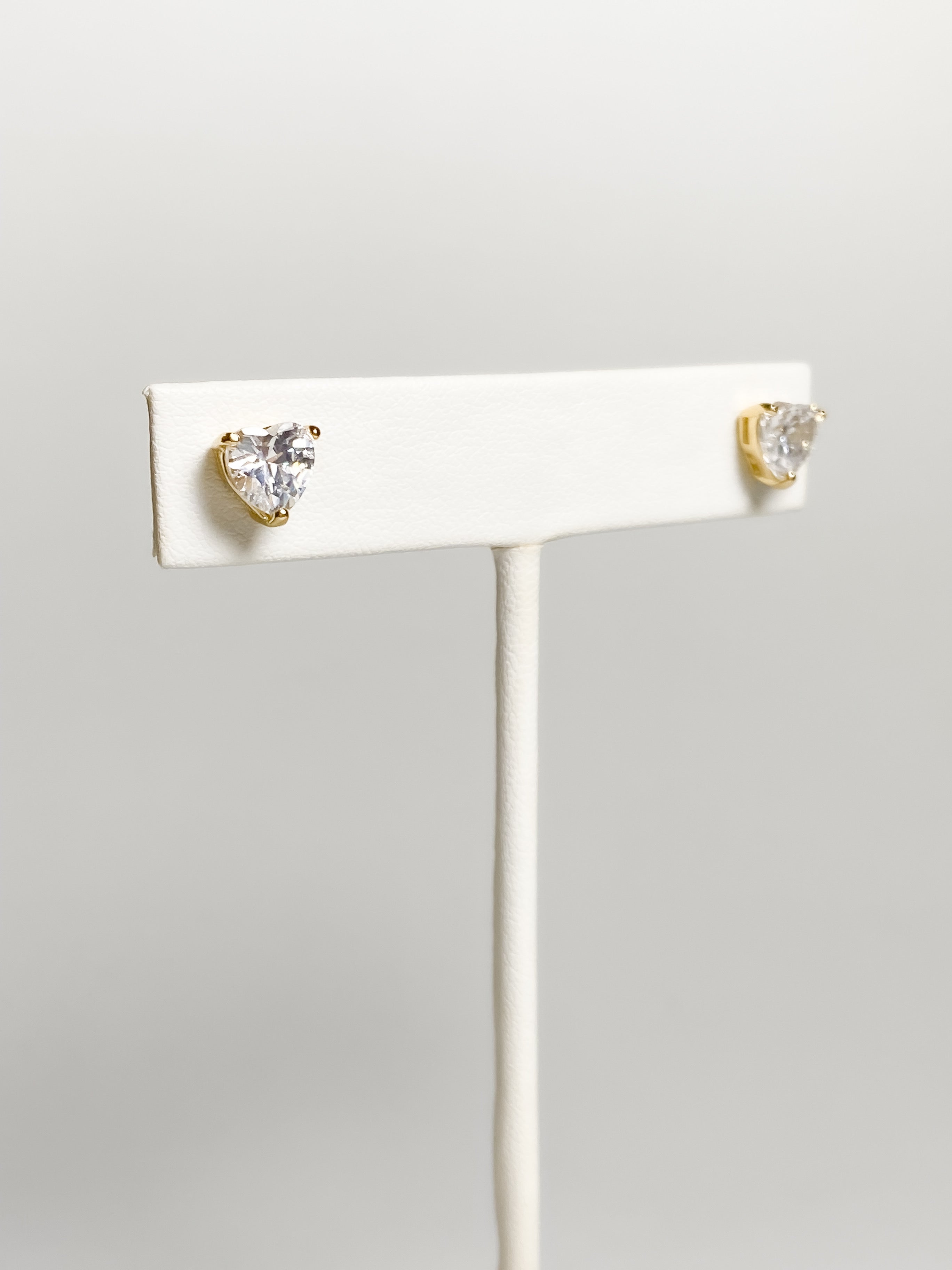 Aretes Corazón Básico