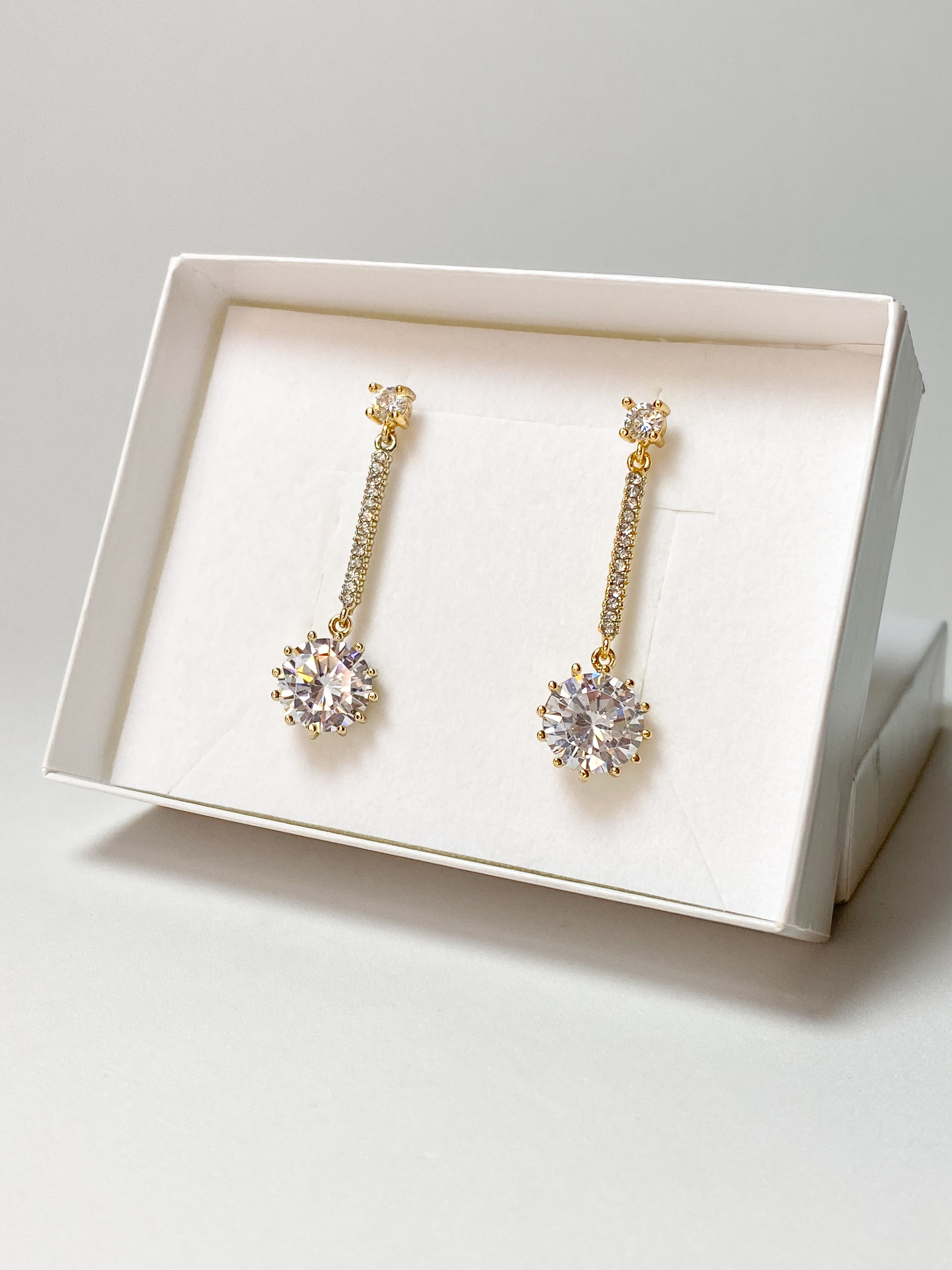Aretes Barra y Zirconia