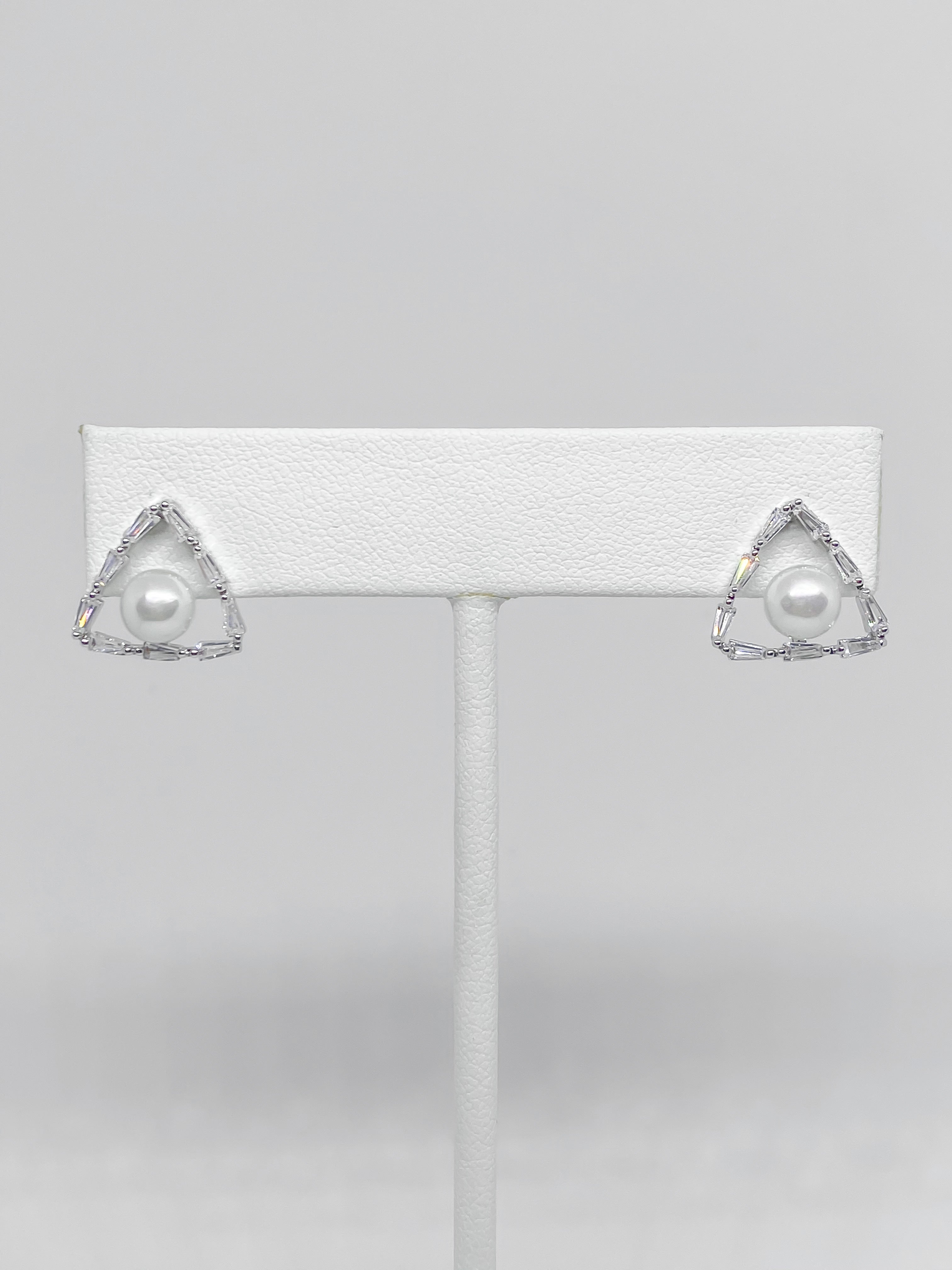 Aretes Triángulo Perla