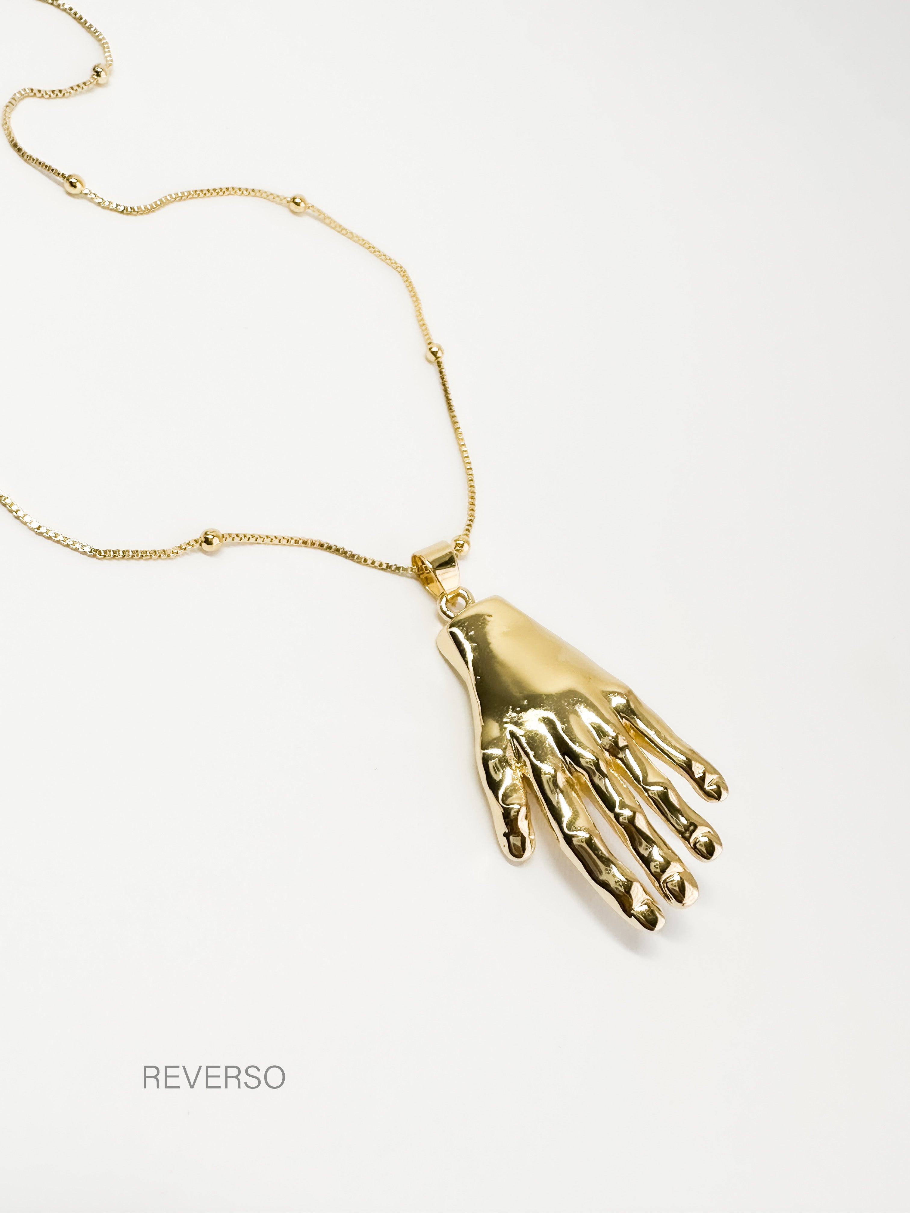 Collar Ojo Mano