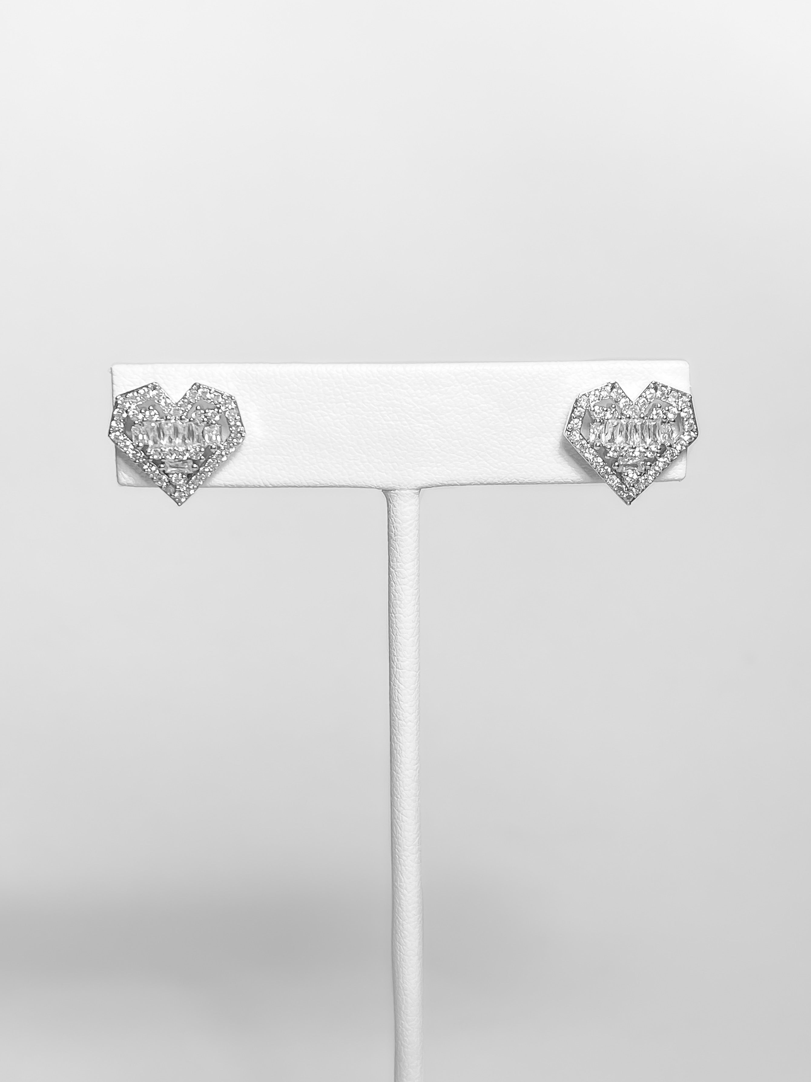 Aretes Corazón Geométrico