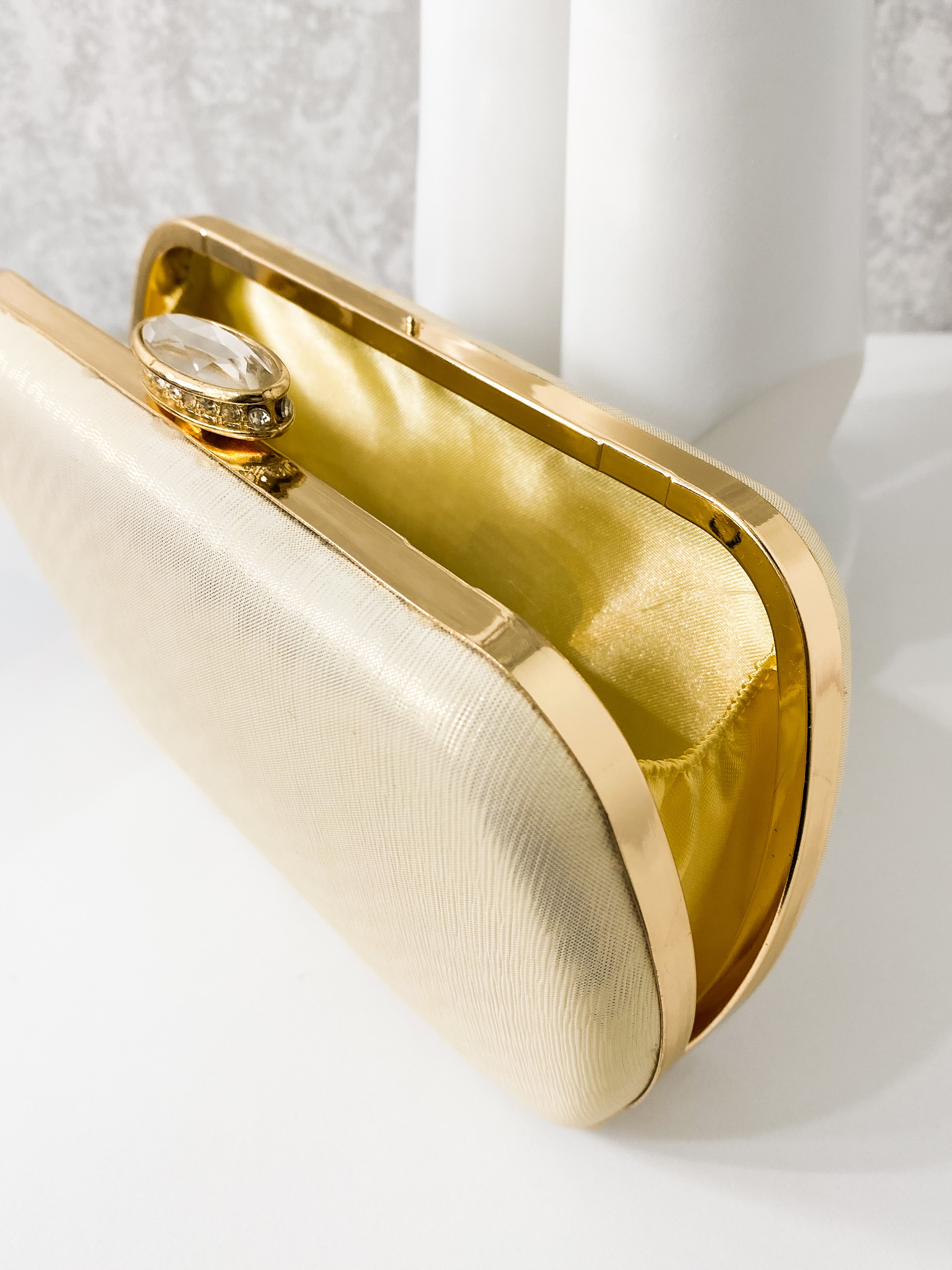 Bolso Caja Oval Cristal