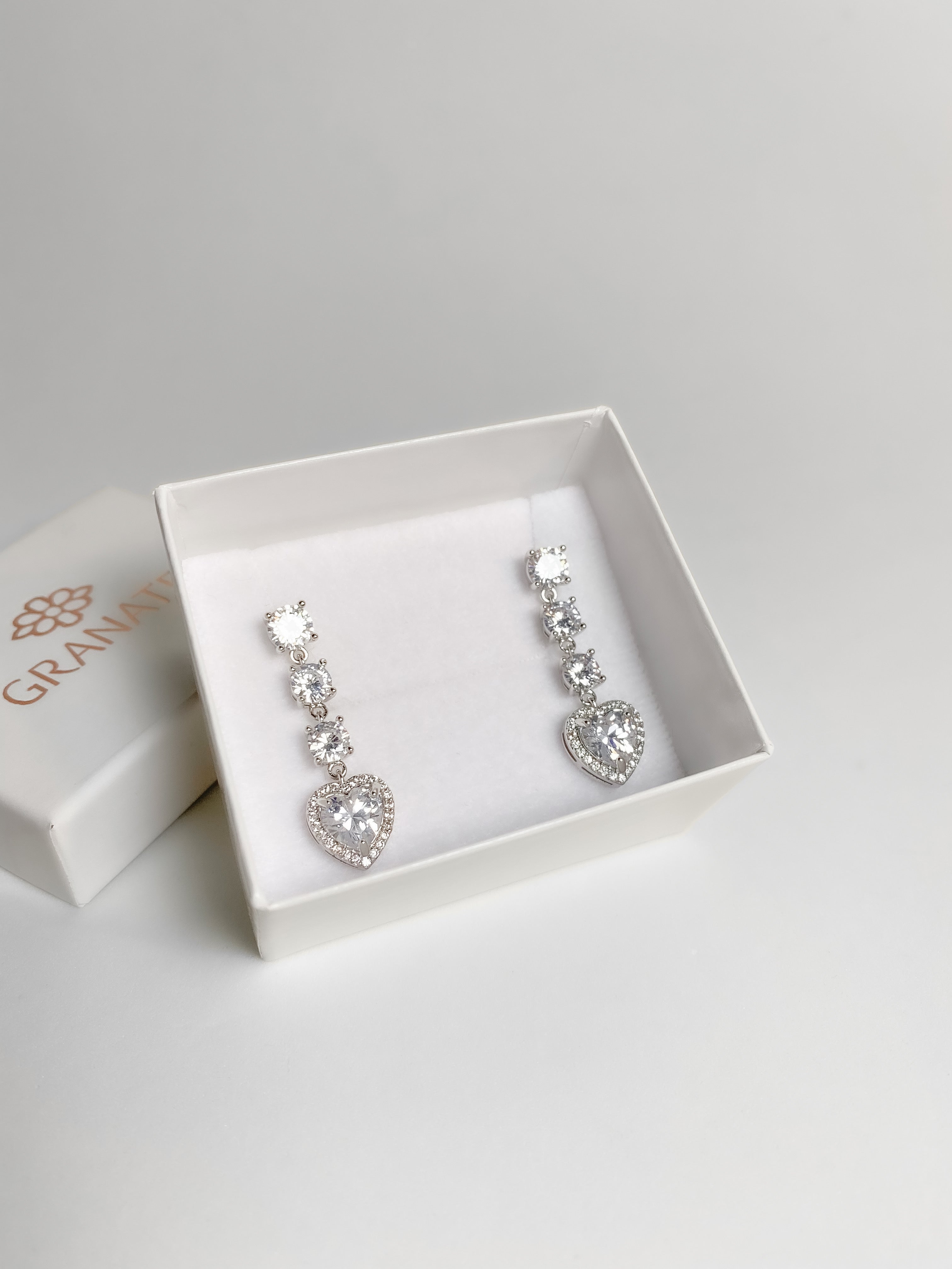 Aretes Hegatti Zirconias