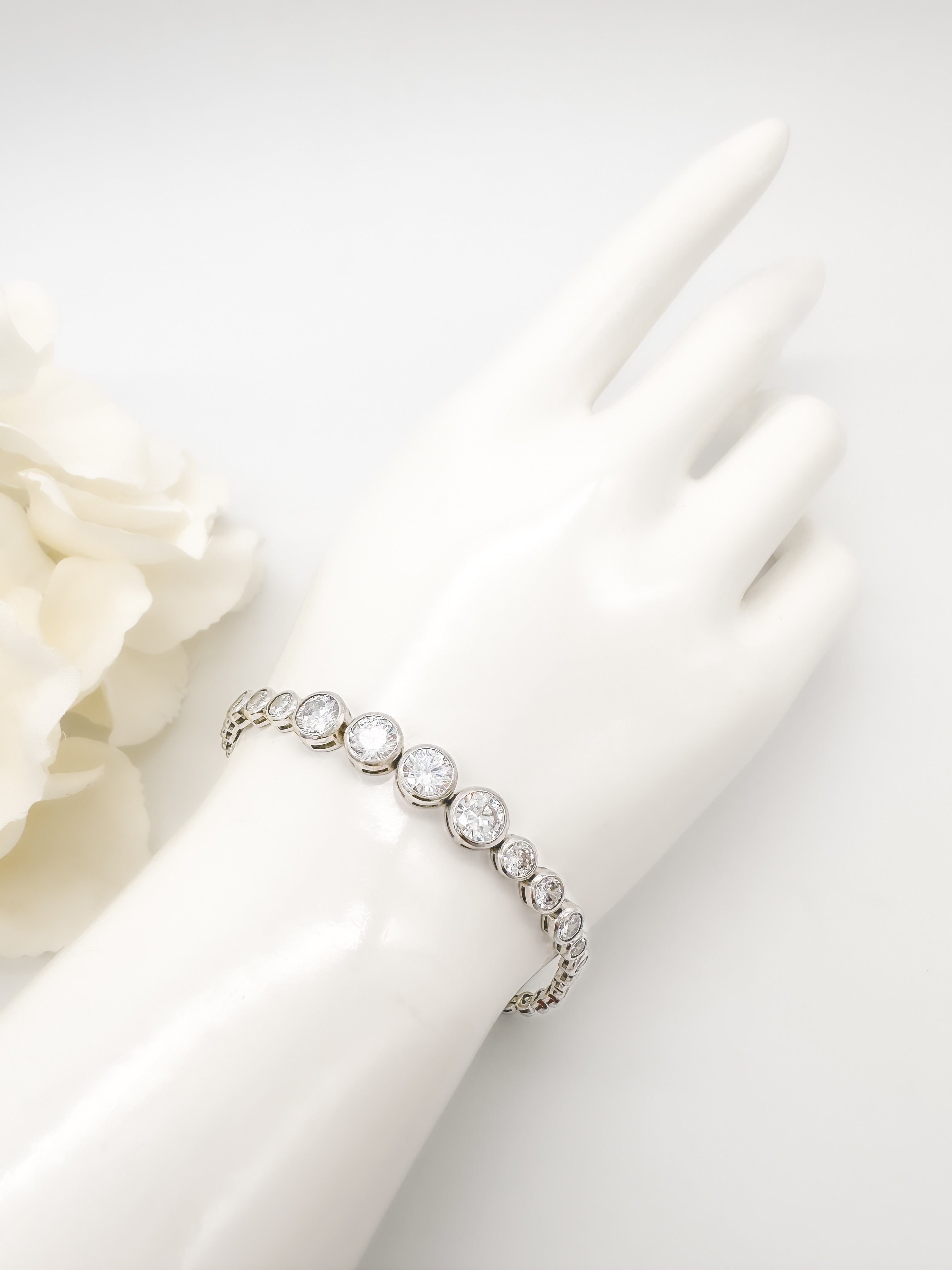 Pulsera Zirconias Redondas de Plata