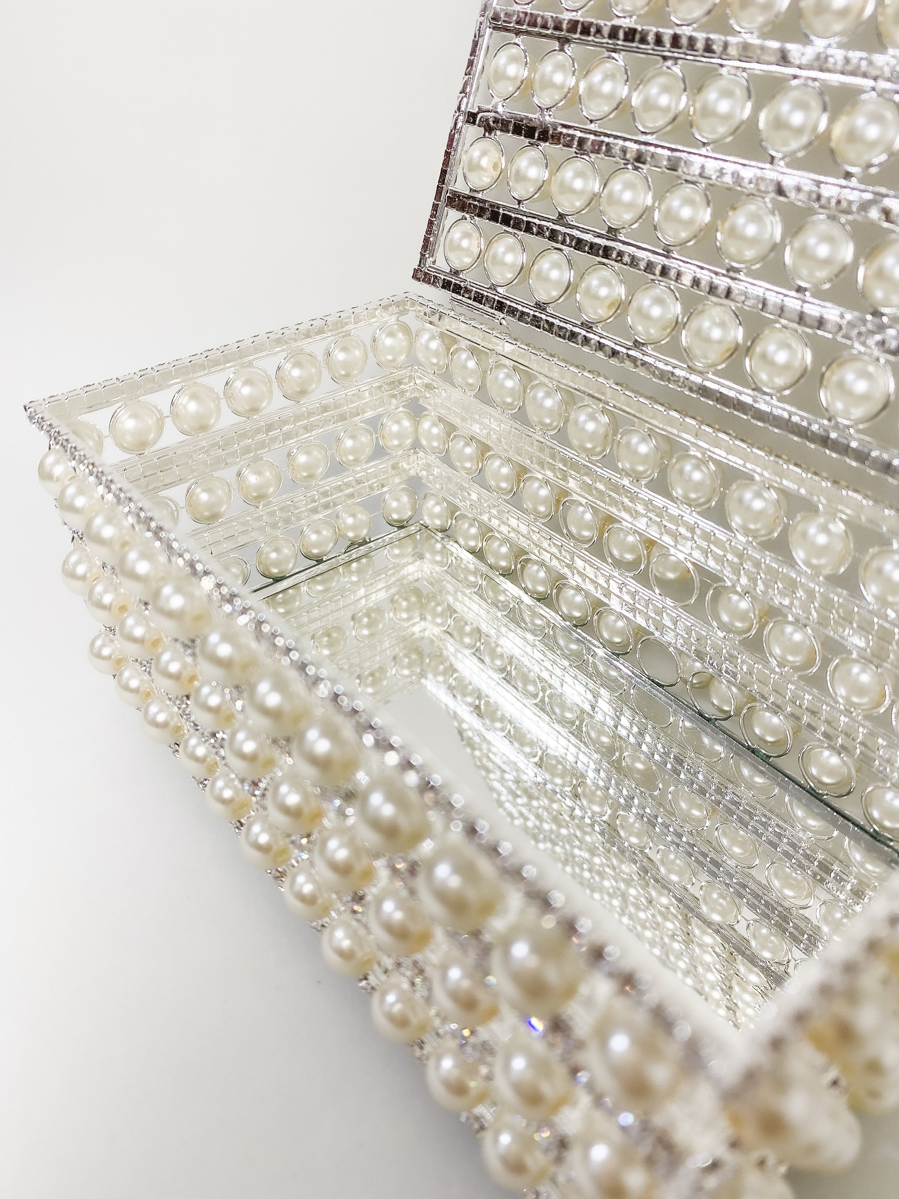 Cofre Perlas Ivory para Lazo