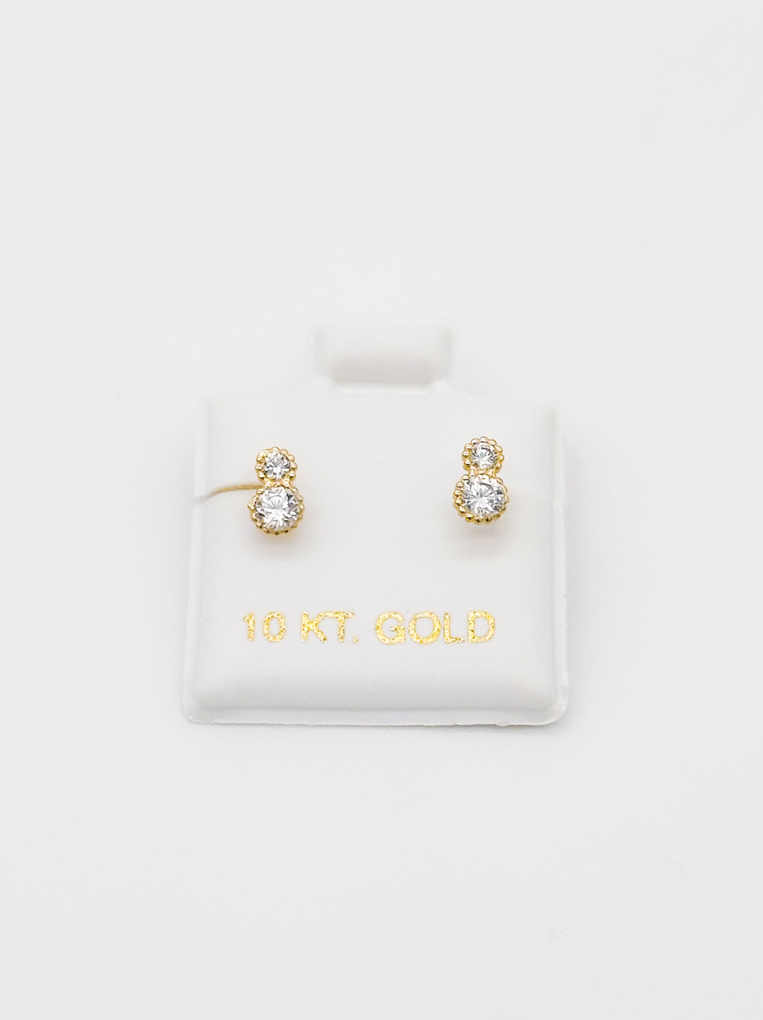 Dos Zirconias Bisel Oro 10k