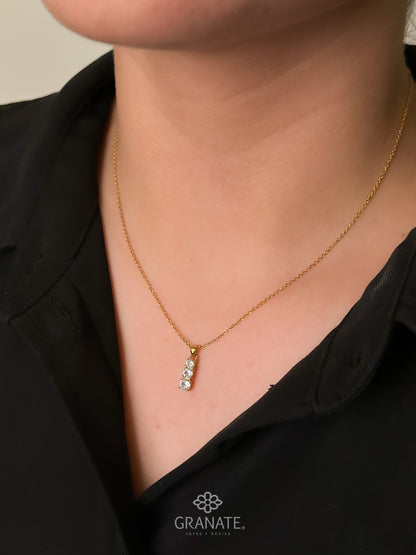 Collar Tres Zirconias