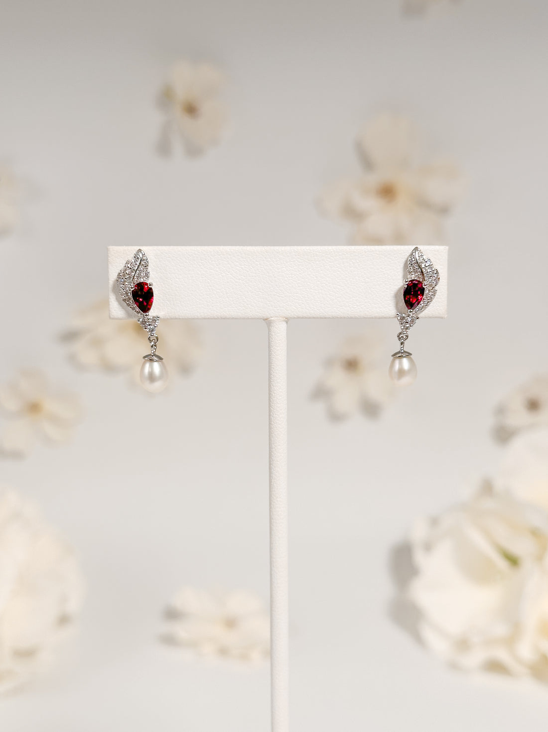 Aretes Hoja Gota Burgundy de Plata