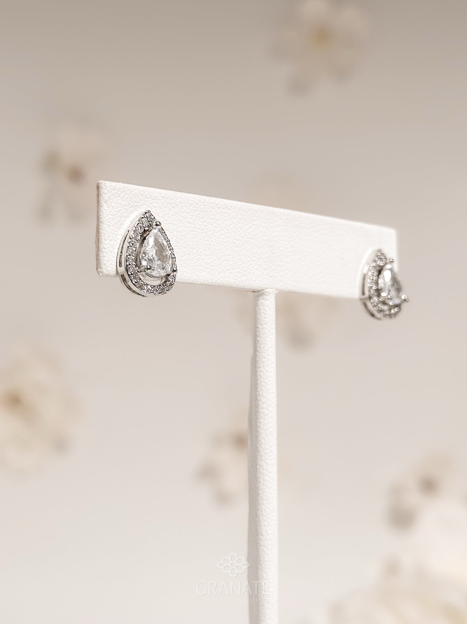 Aretes Gota Halo