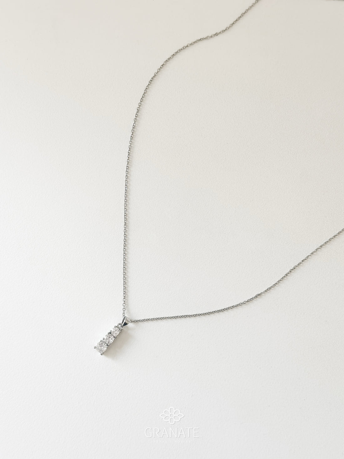 Collar Tres Zirconias