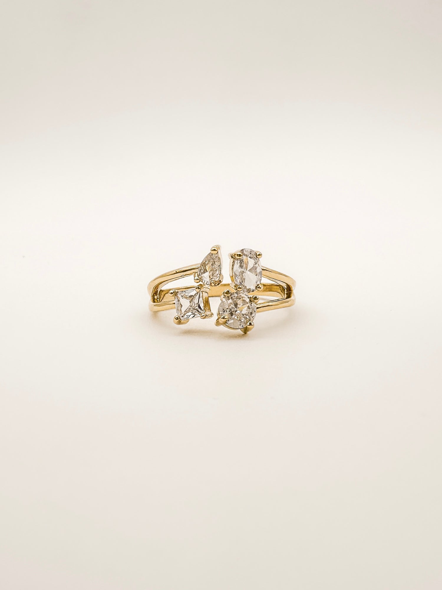 Anillo 4 Zirconias Ajustable